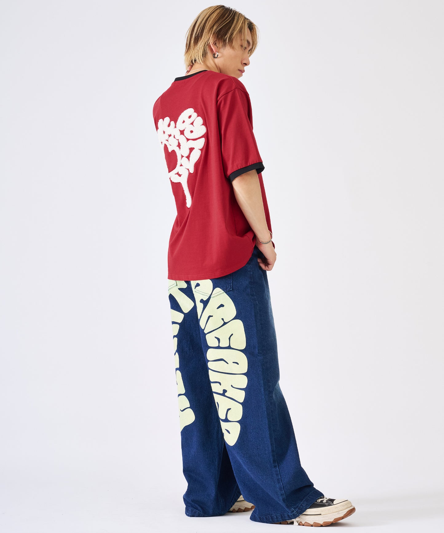 バックアーチロゴデニムパンツ