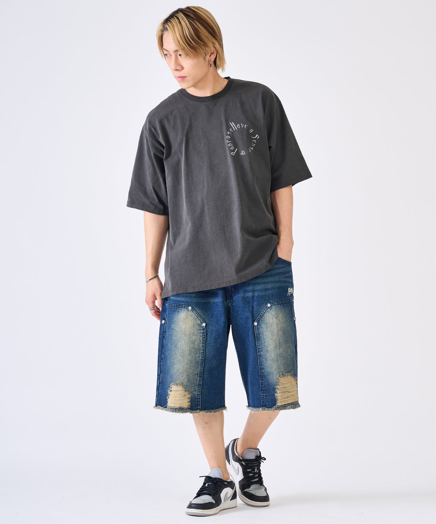 ダブルニーショートパンツ