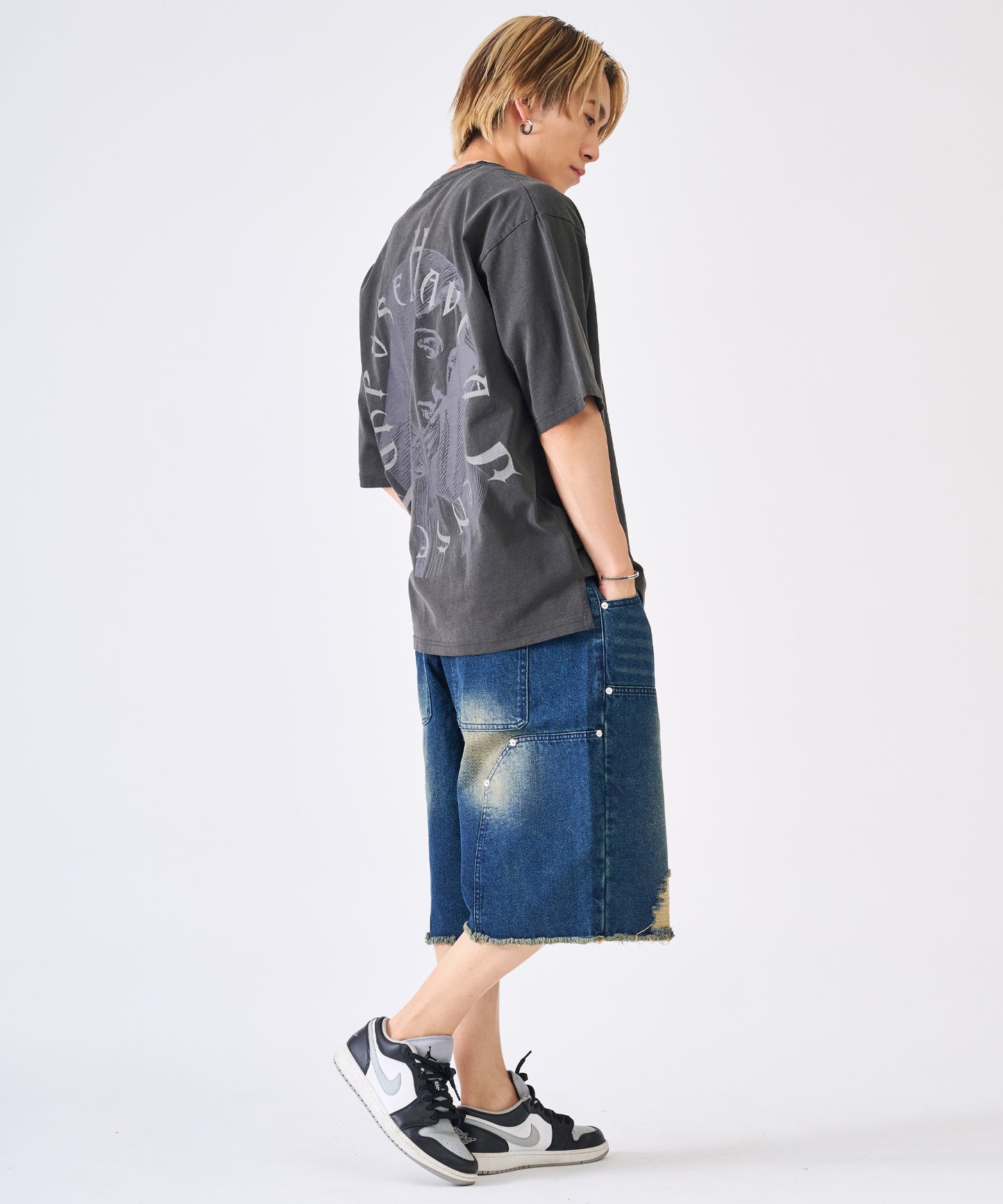 ダブルニーショートパンツ