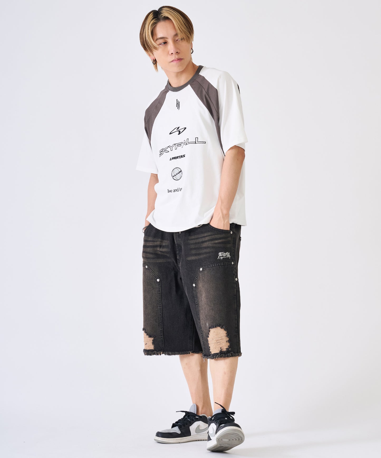 ダブルニーショートパンツ