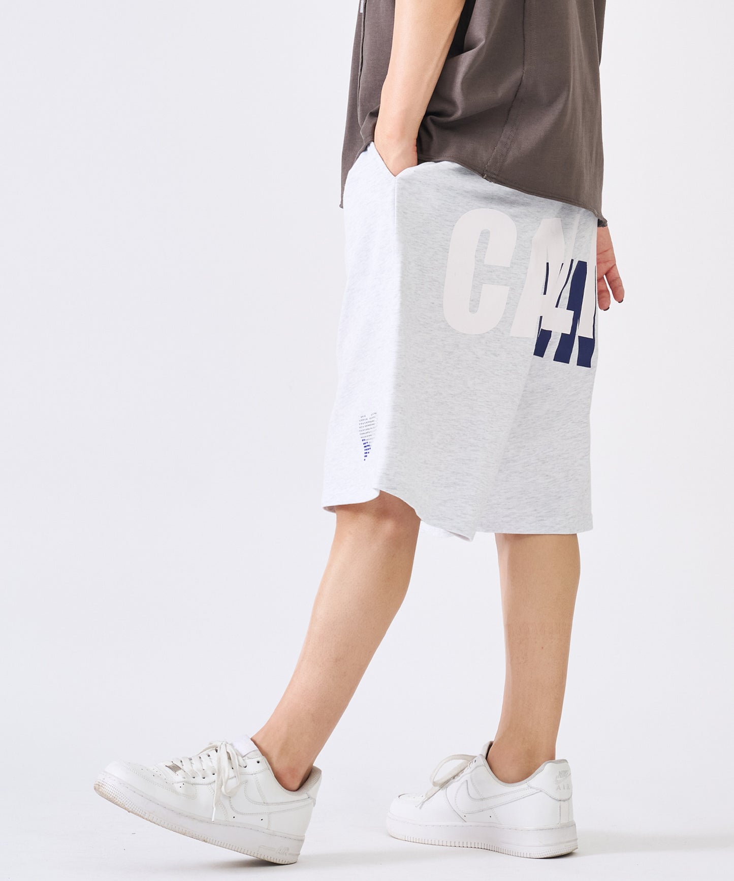 ハートラインストーンショートパンツ