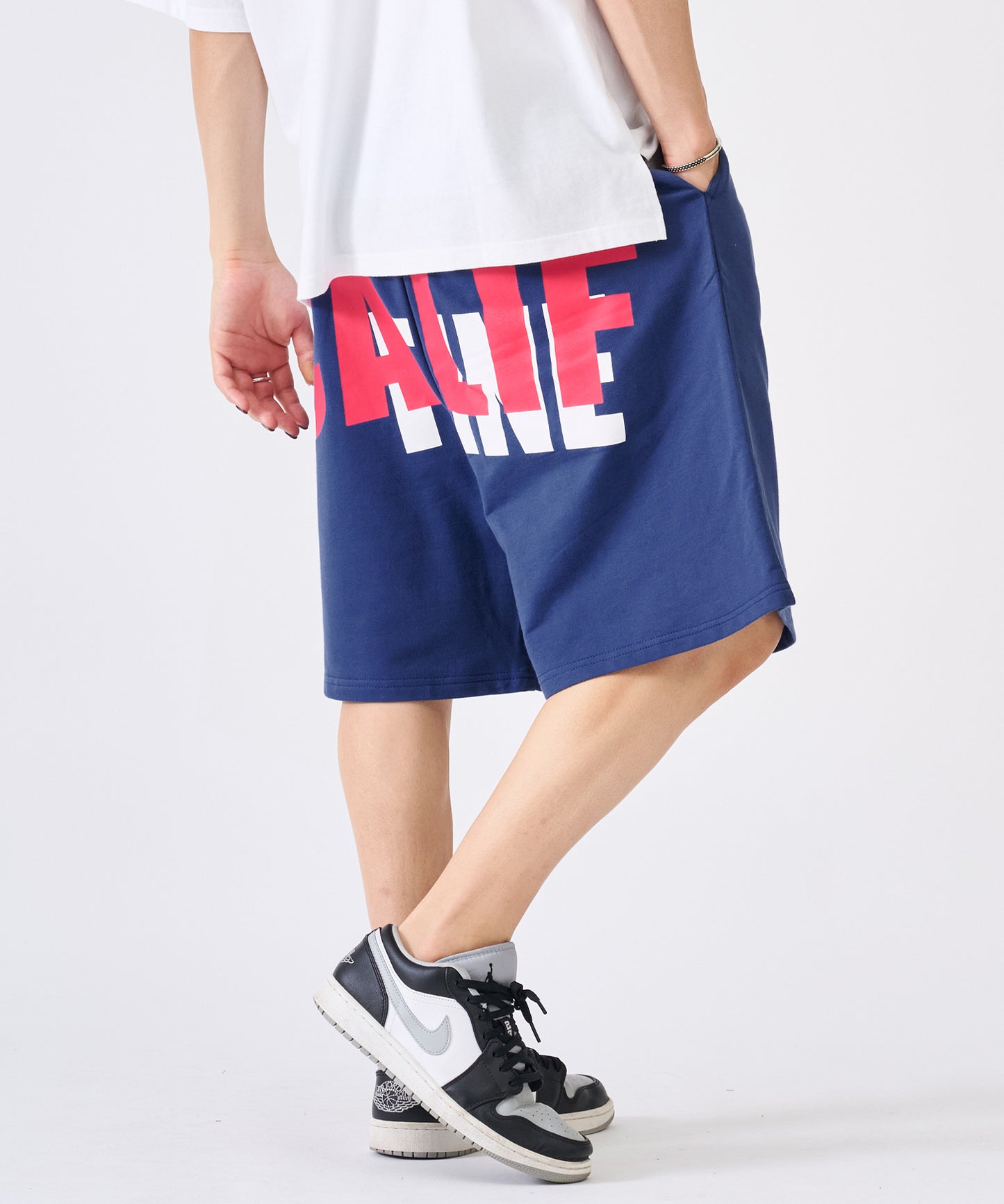 ハートラインストーンショートパンツ