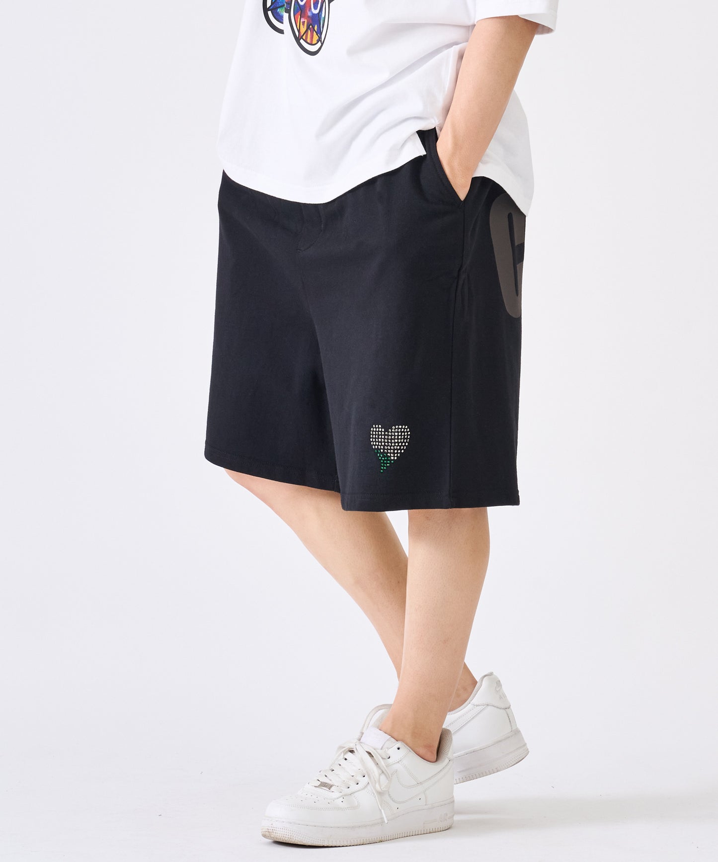 ハートラインストーンショートパンツ