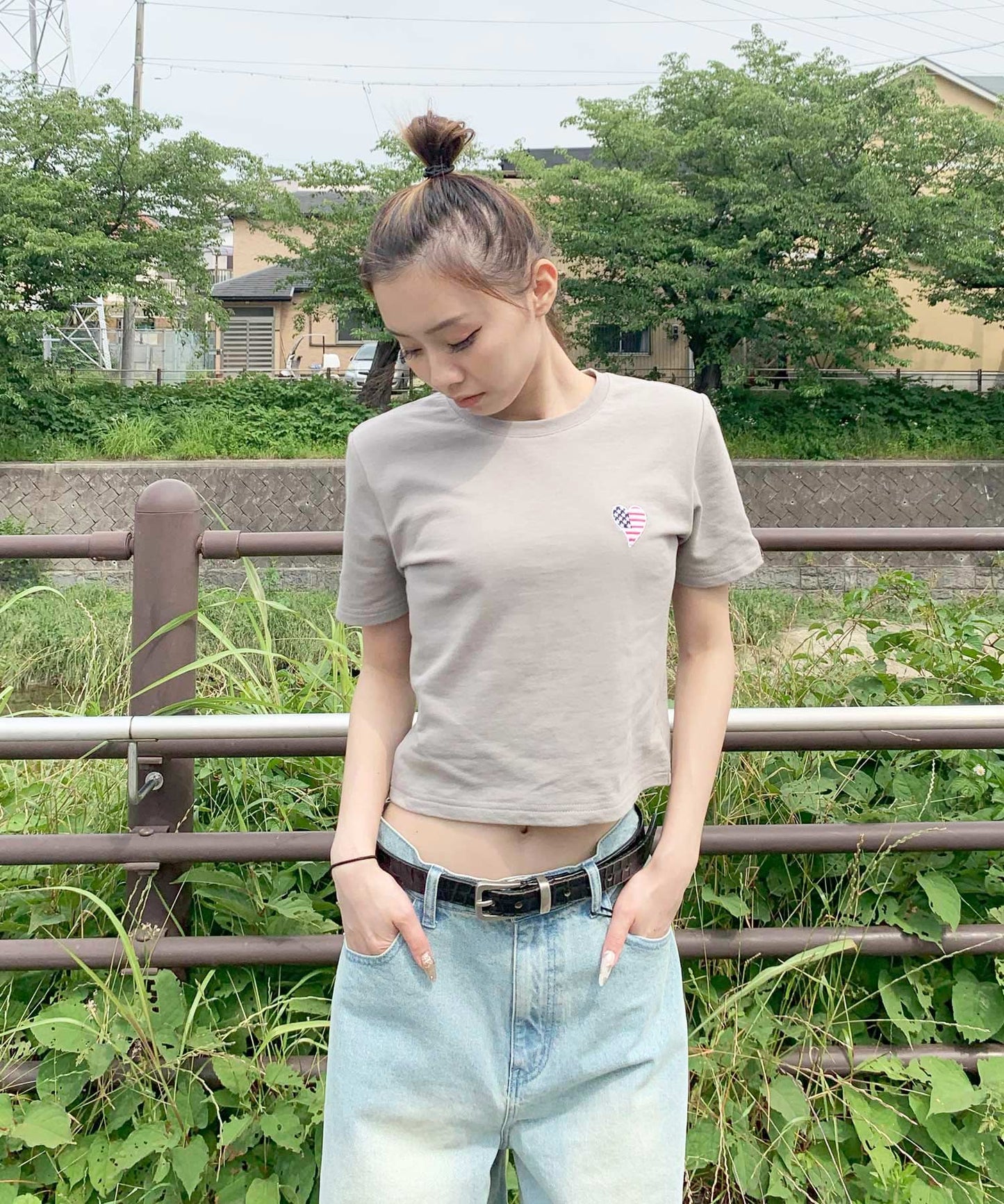 ハート刺繍Tシャツ