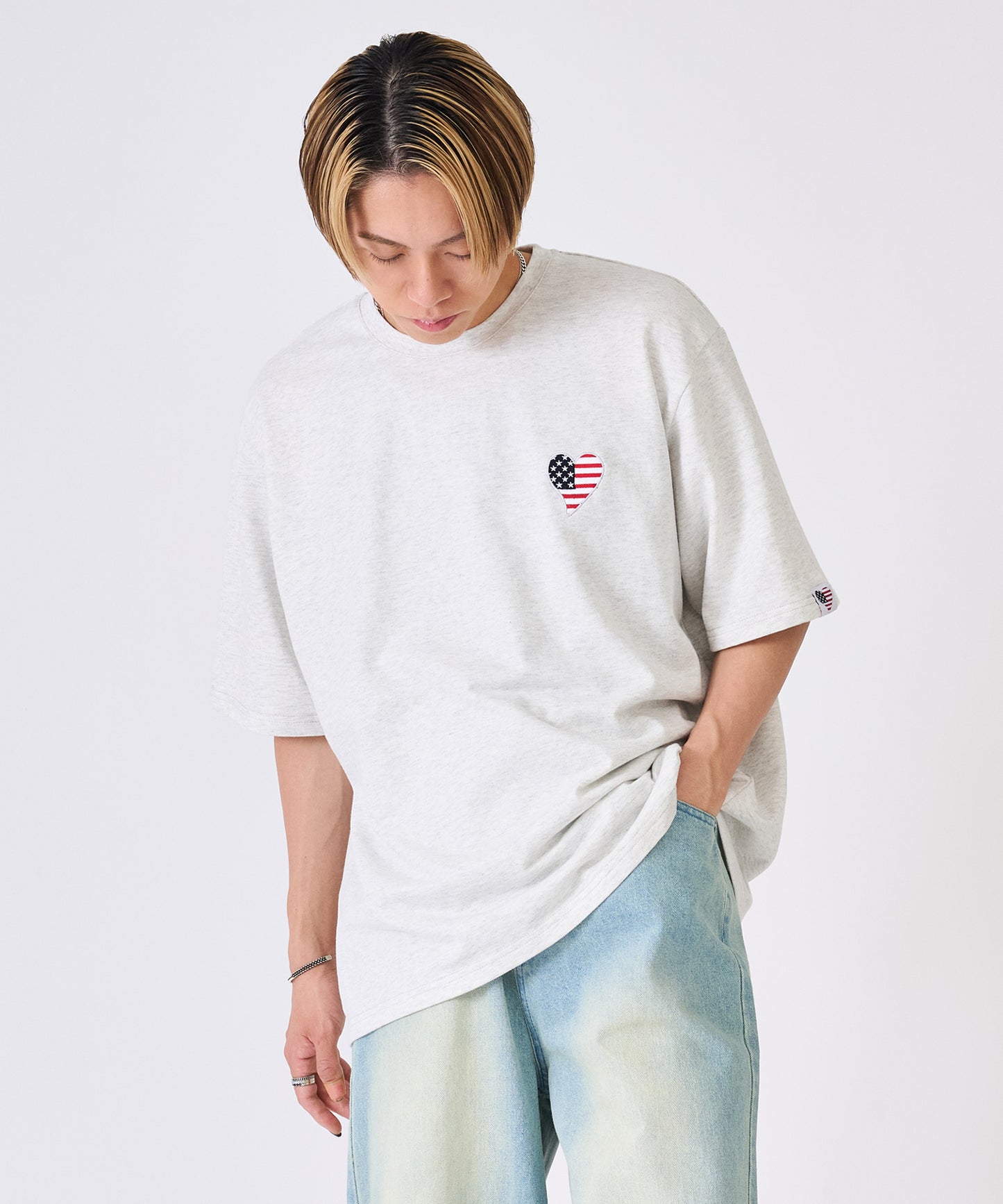 ハート刺繍Tシャツ
