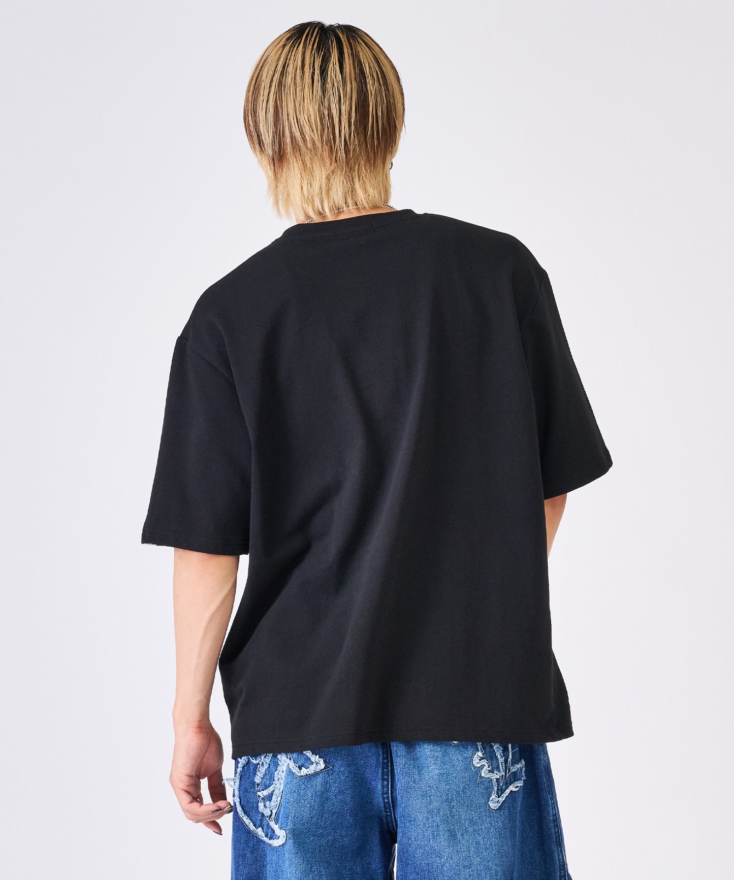 ハート刺繍Tシャツ