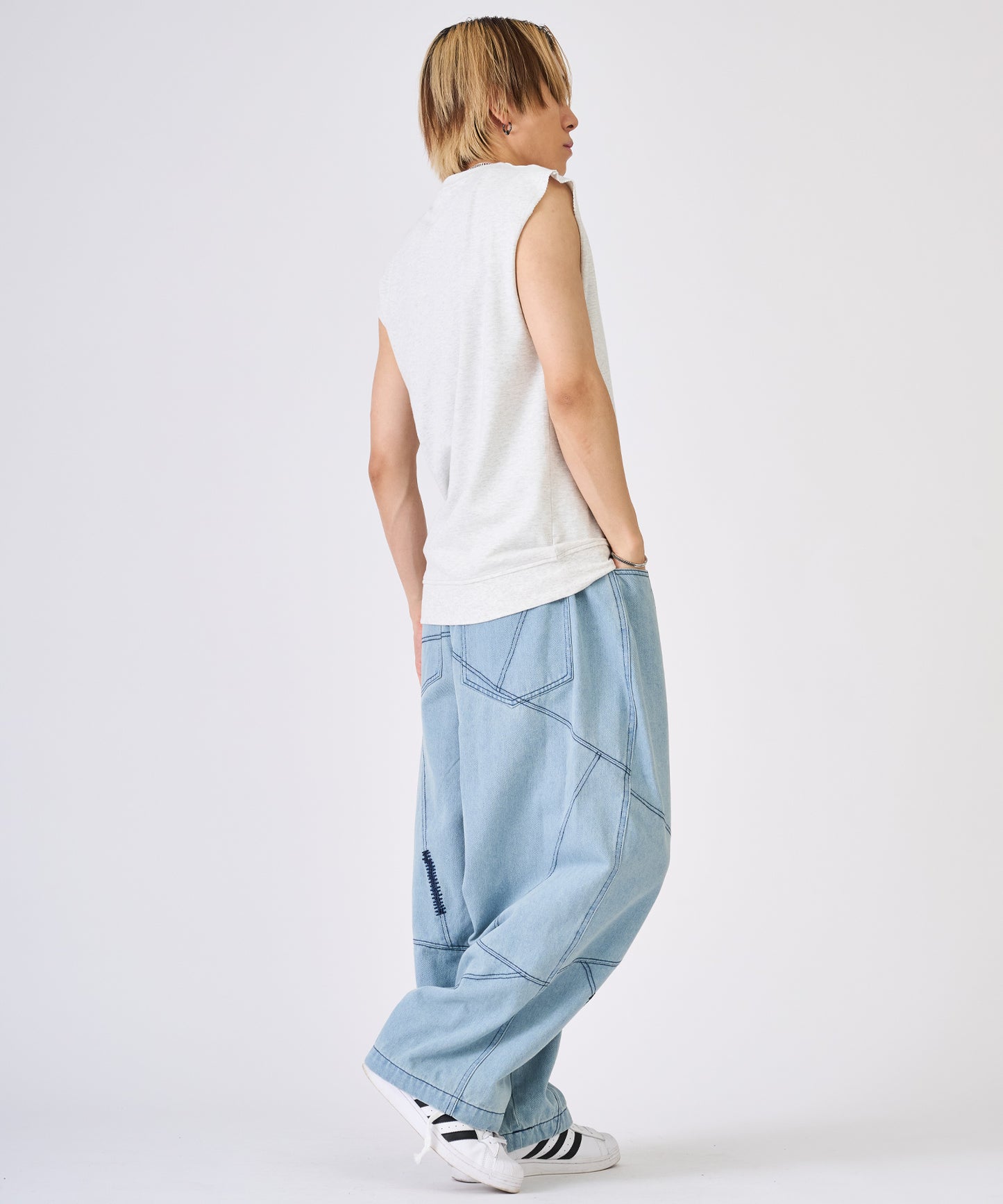 ハート刺繍ノースリーブ