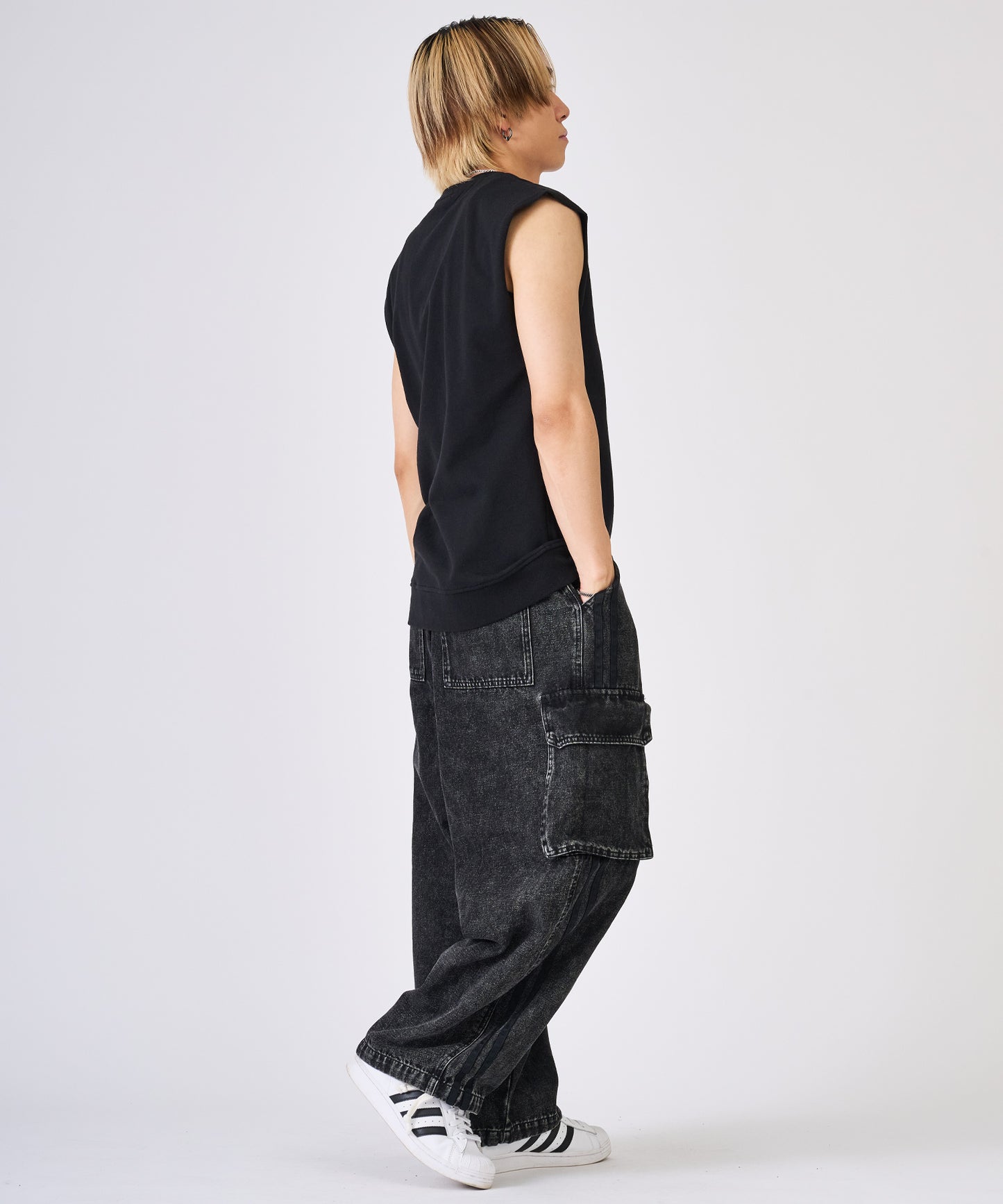 ハート刺繍ノースリーブ