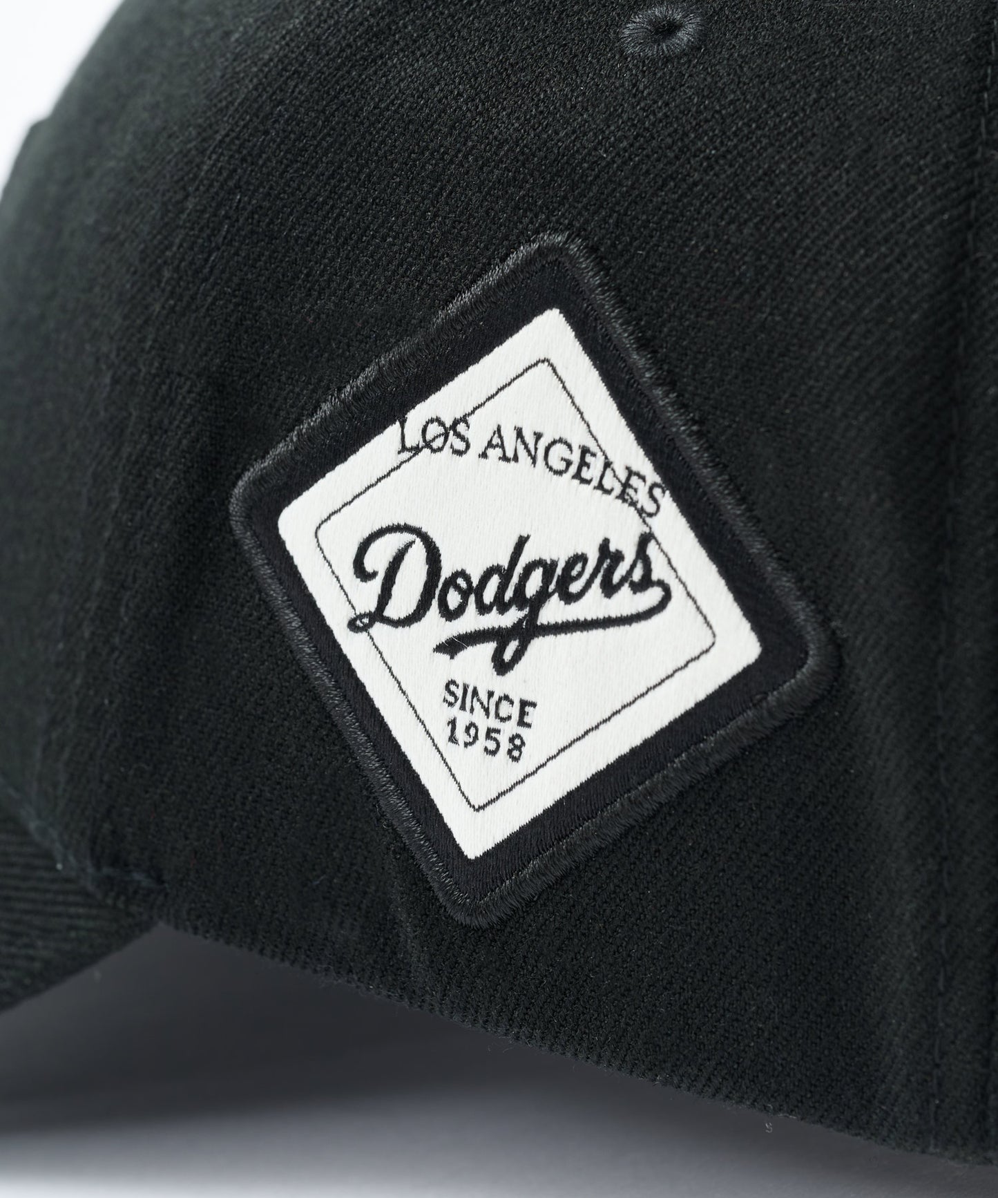 【日本未発売商品】MLB Korea ダイヤモンド刺繍ロゴパッチベースボールキャップ
