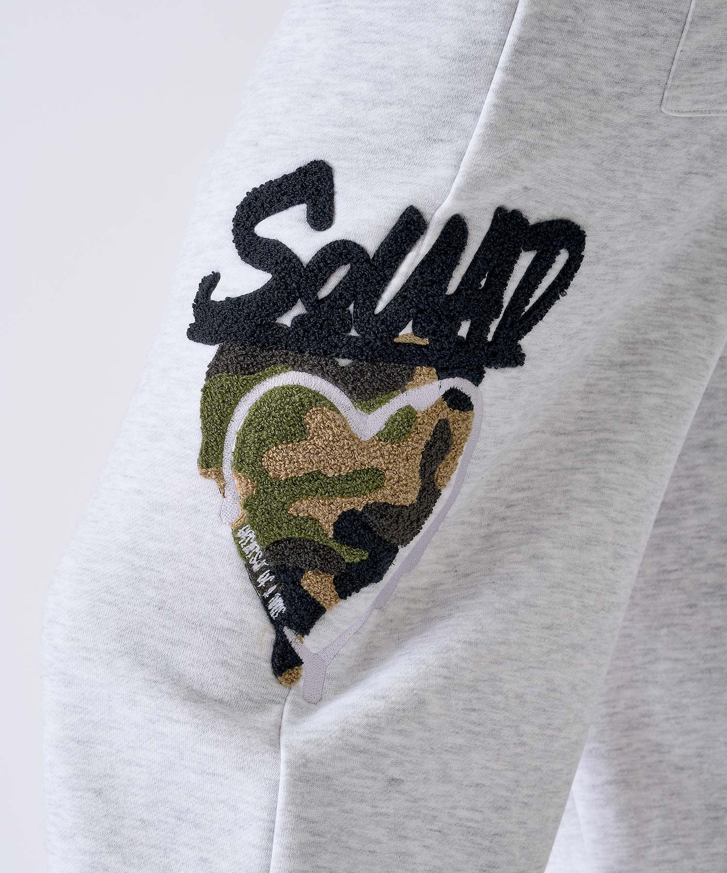 ハートサガラ刺繍パンツ