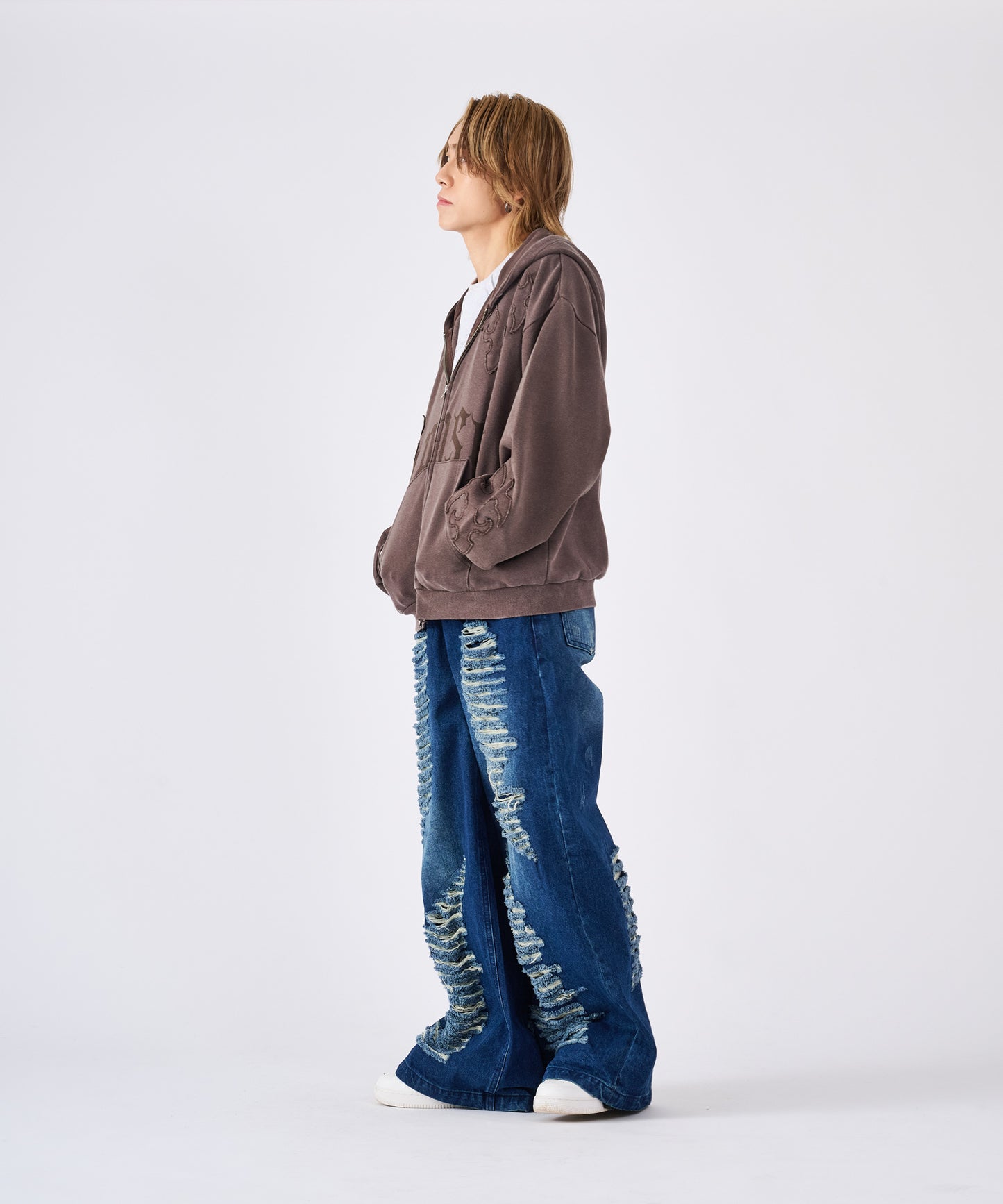 カットオフアップリケZIPパーカー