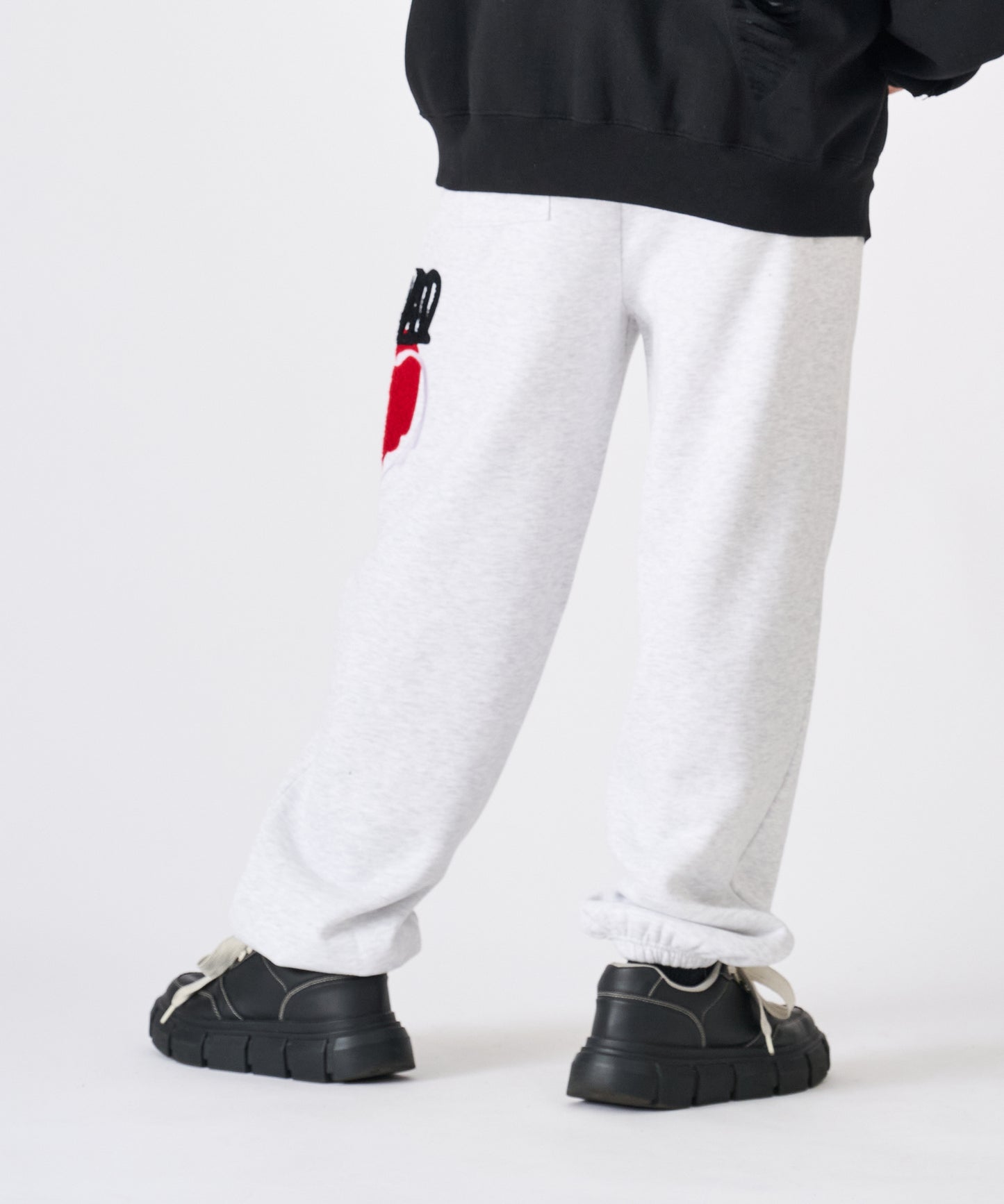 ハートサガラ刺繍パンツ