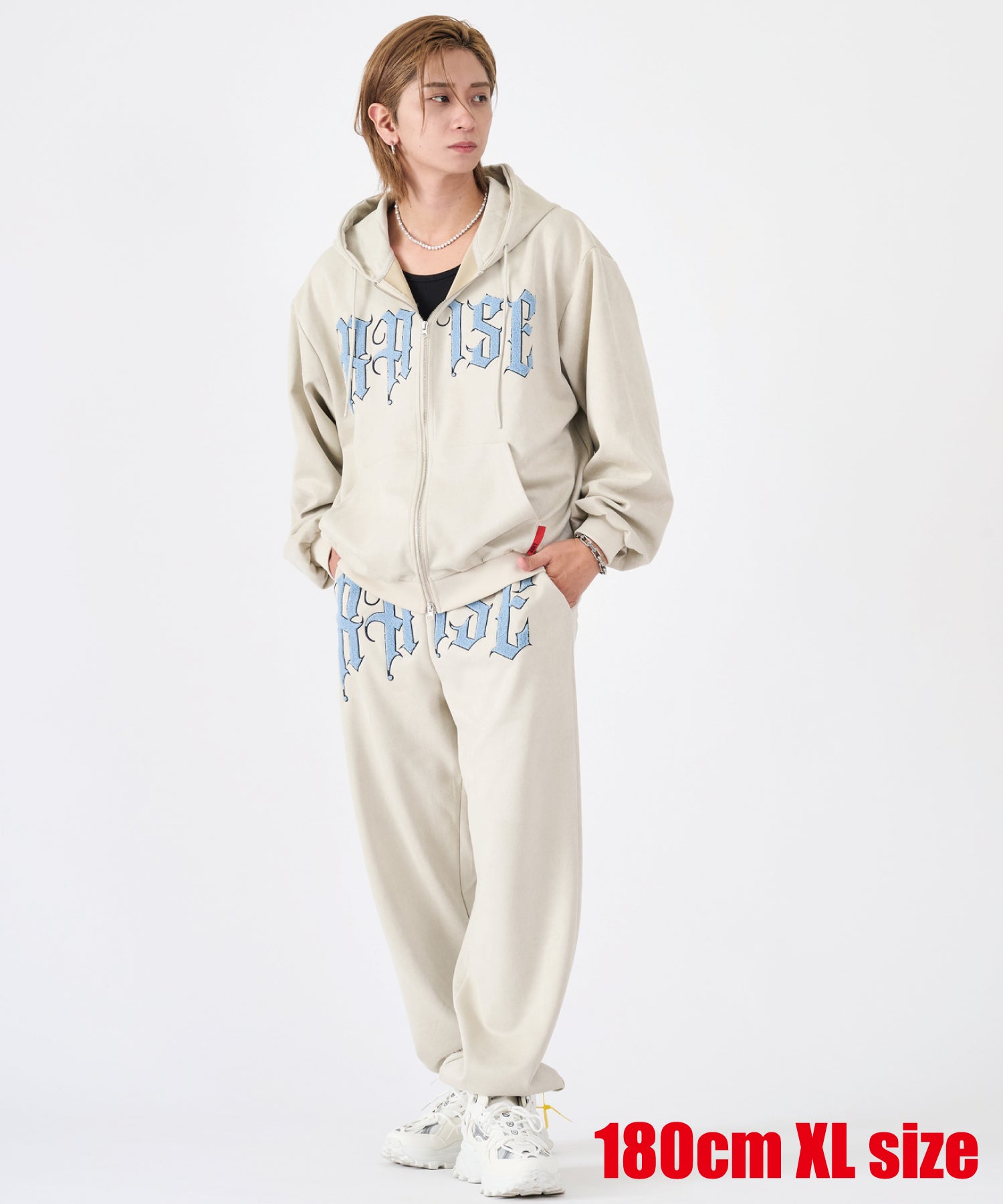 カットスエード サガラ刺繍セットアップ – REGIEVO