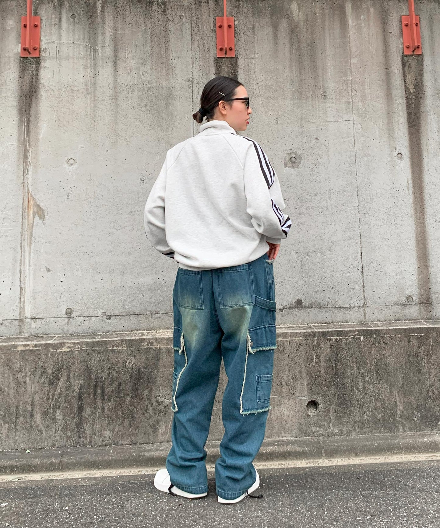 デニムカーゴパンツ