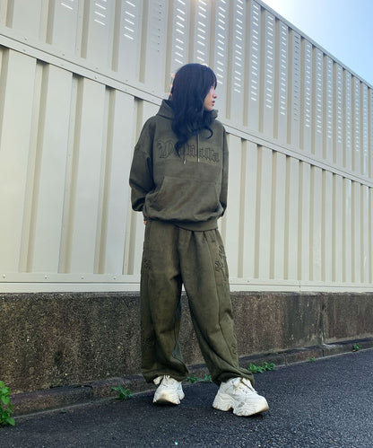 カットスエード　クロスエンボス セットアップ