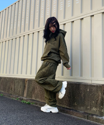 カットスエード　クロスエンボス セットアップ