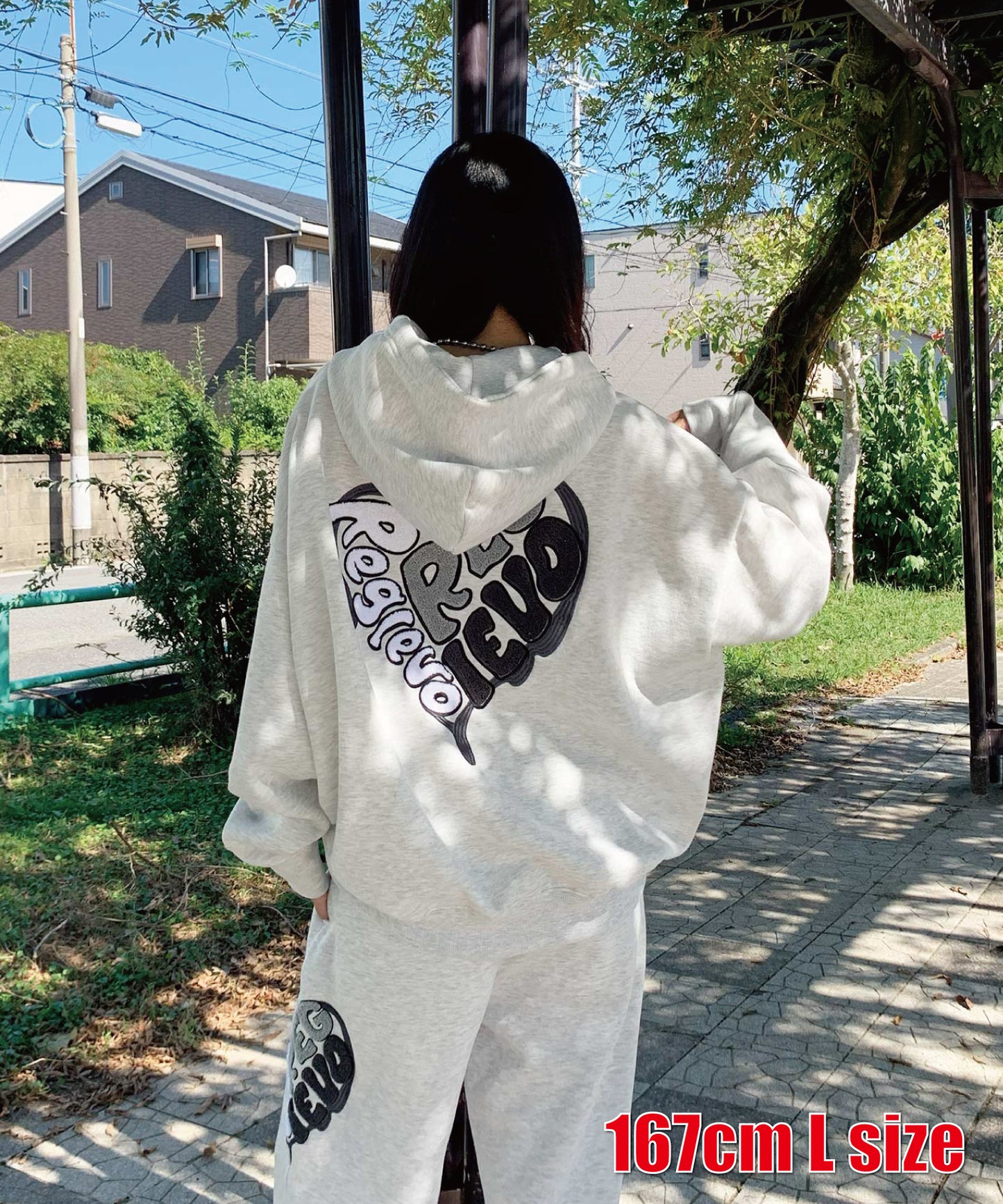 REGIEVO ハート刺繍セットアップ