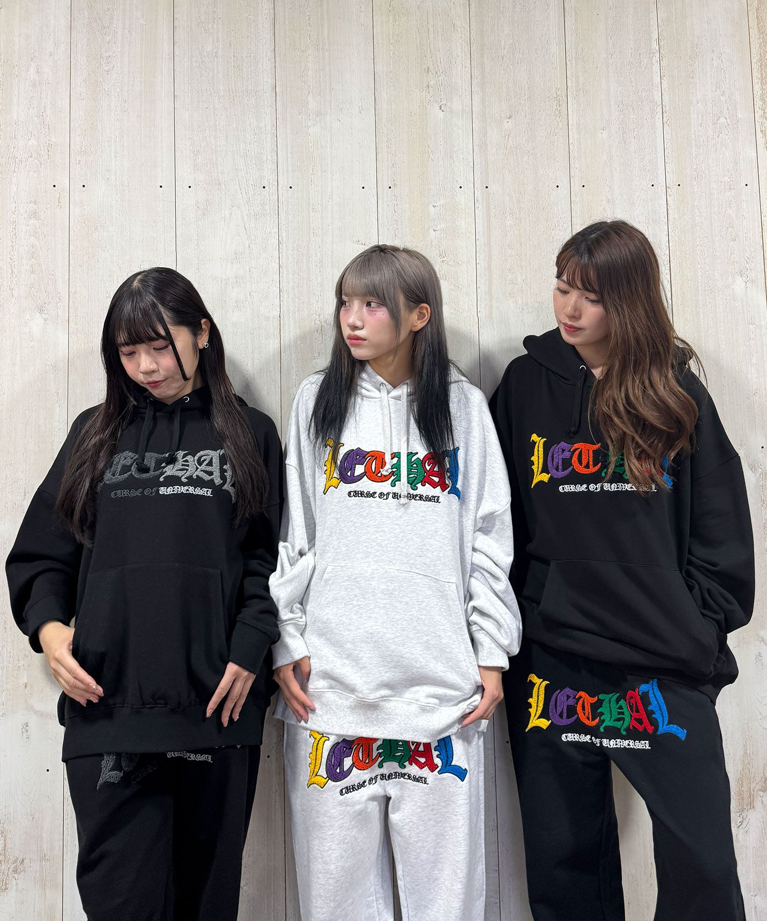 サガラ刺繍パーカー – REGIEVO