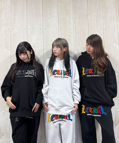 サガラ刺繍パーカー