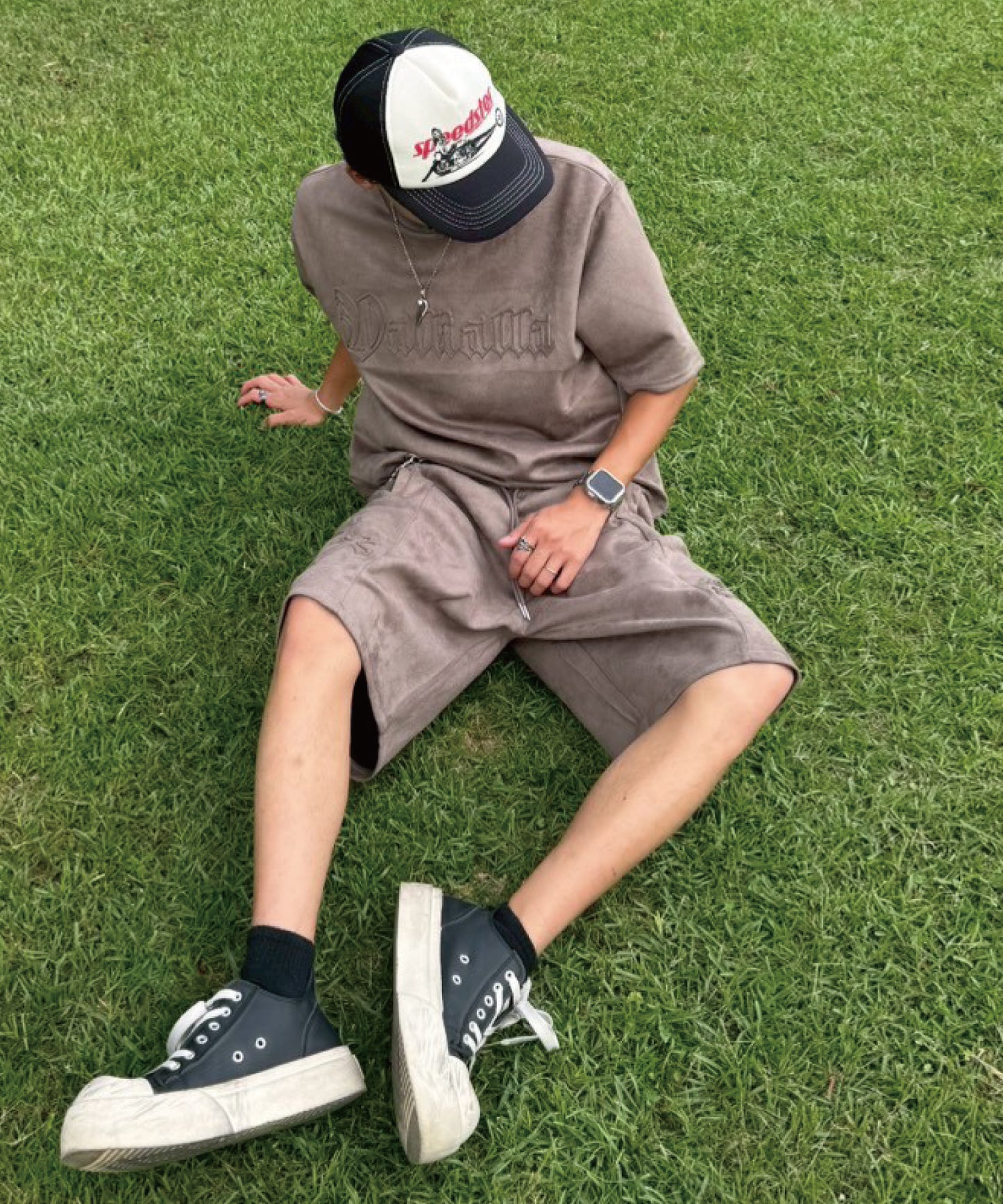カットスエード　クロスエンボス半袖セットアップ