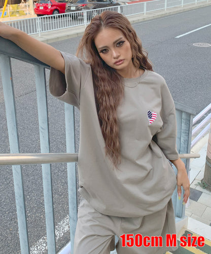 ハート刺繍Tシャツ