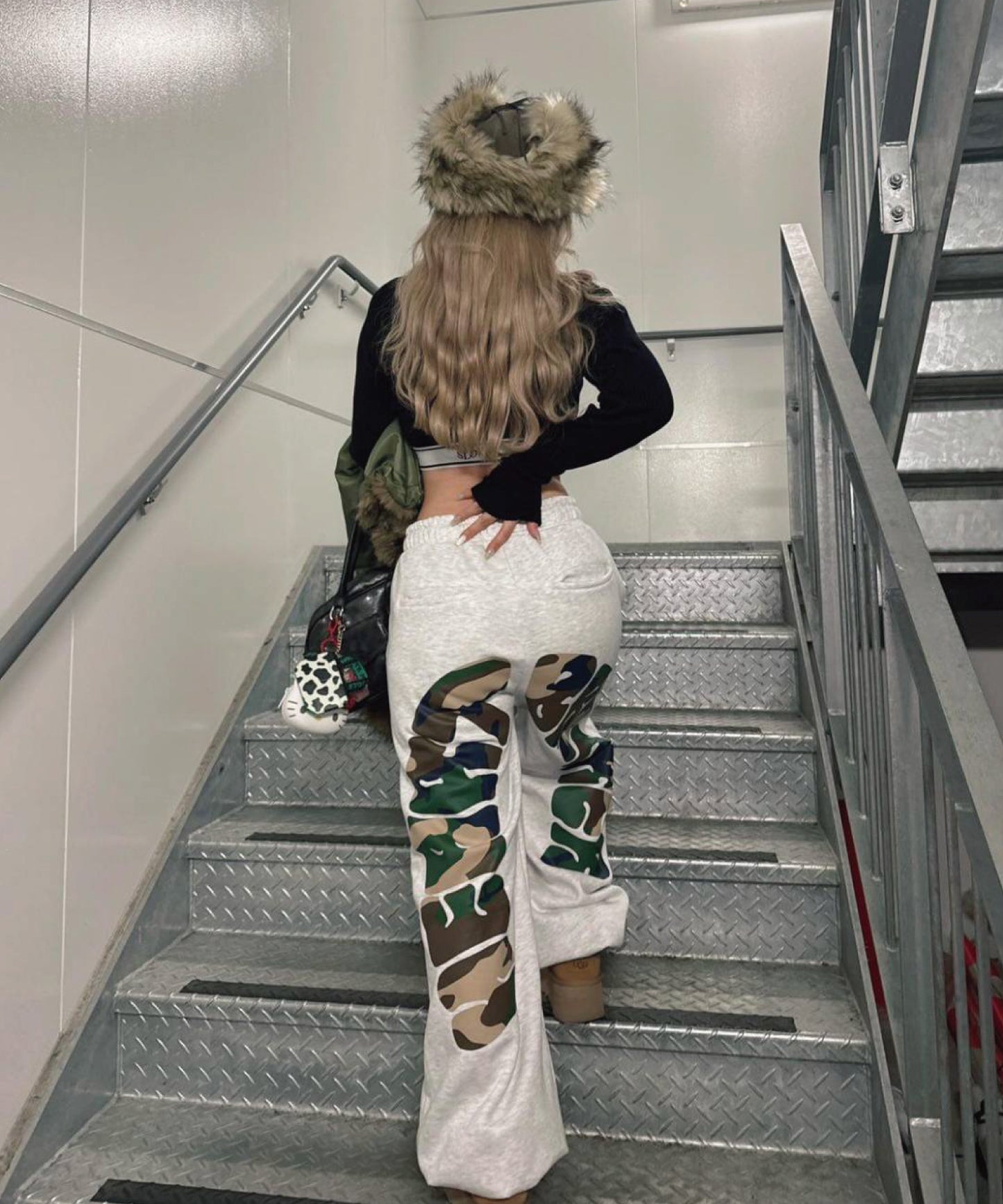 バックアーチプリントスウェットパンツ