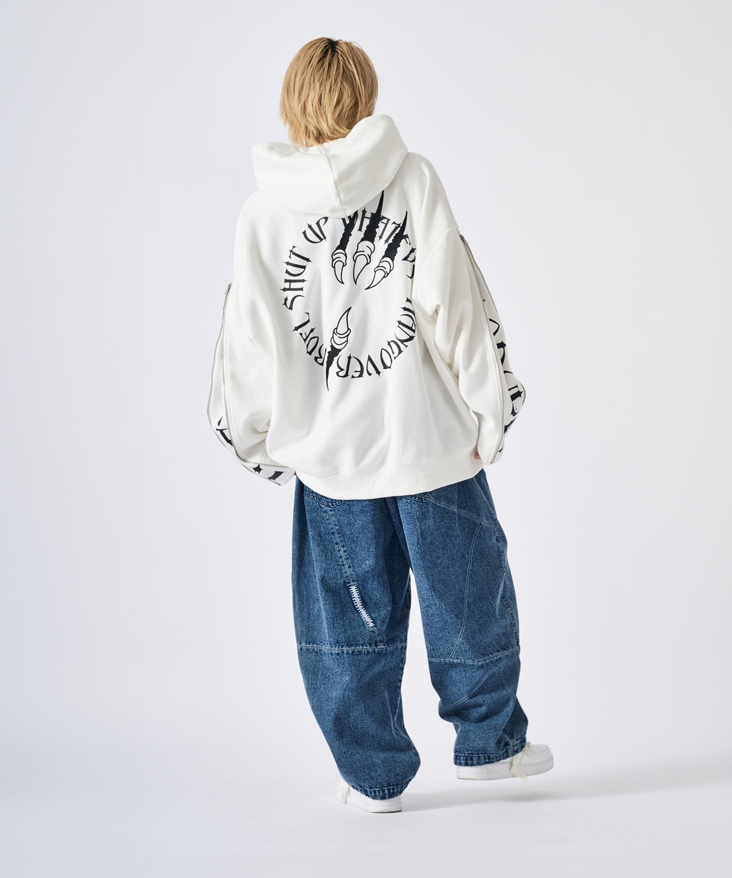 袖ジッププルパーカー