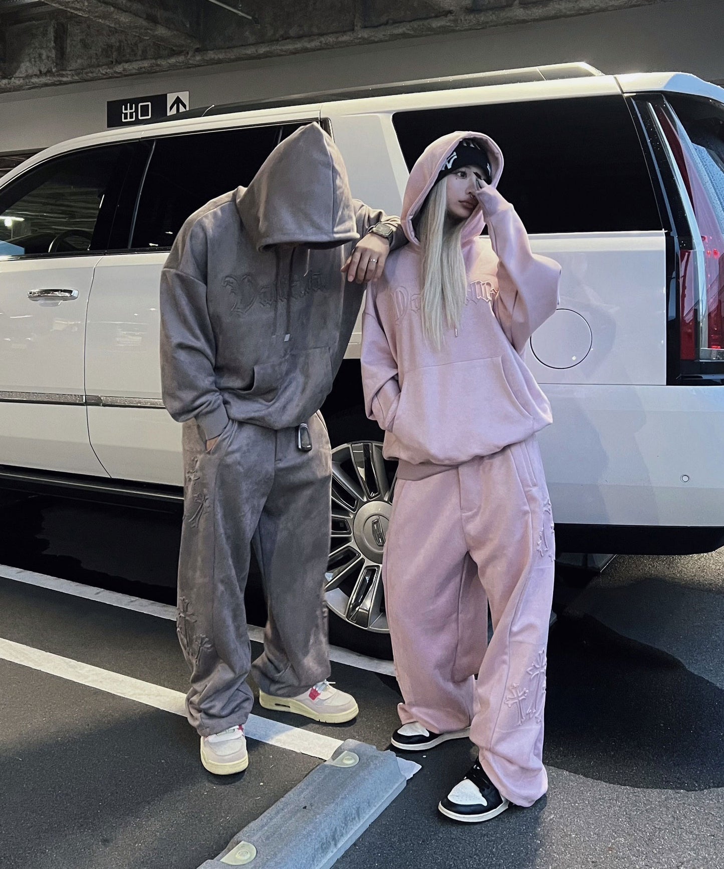 カットスエード　クロスエンボス セットアップ
