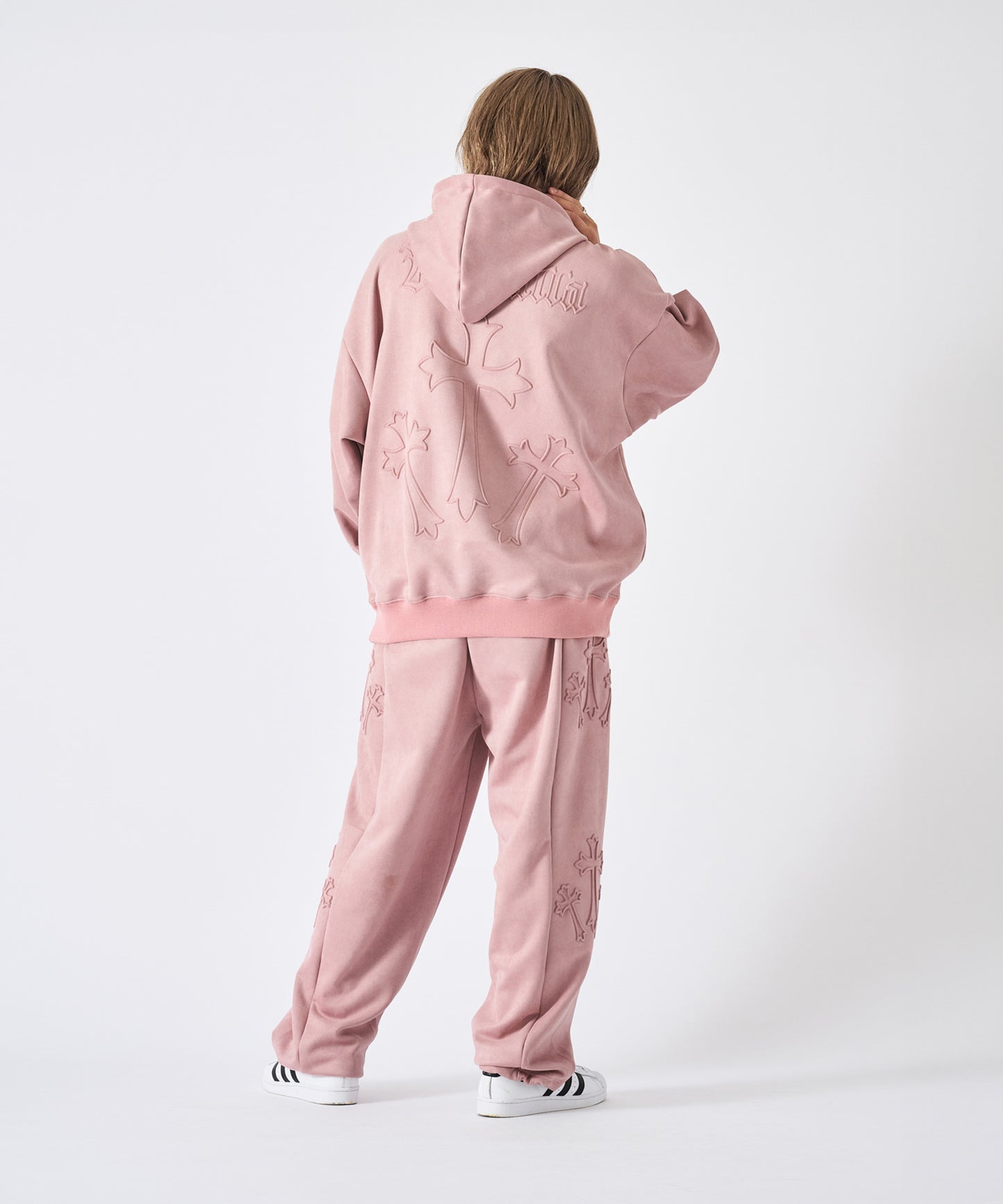 カットスエード　クロスエンボス セットアップ