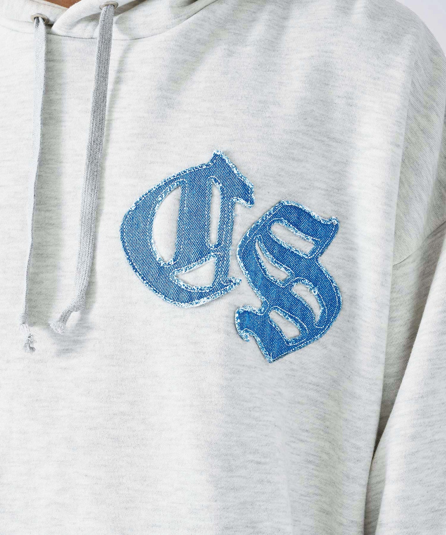 デニムアップリケ刺繍セットアップ