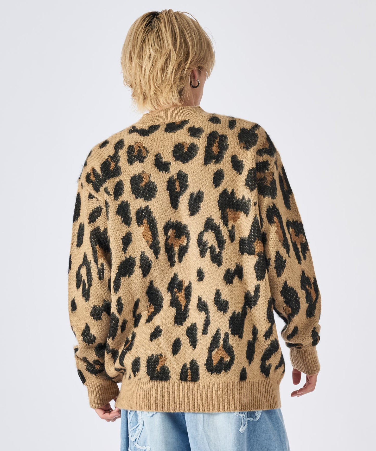 モヘアタッチレオパードニット