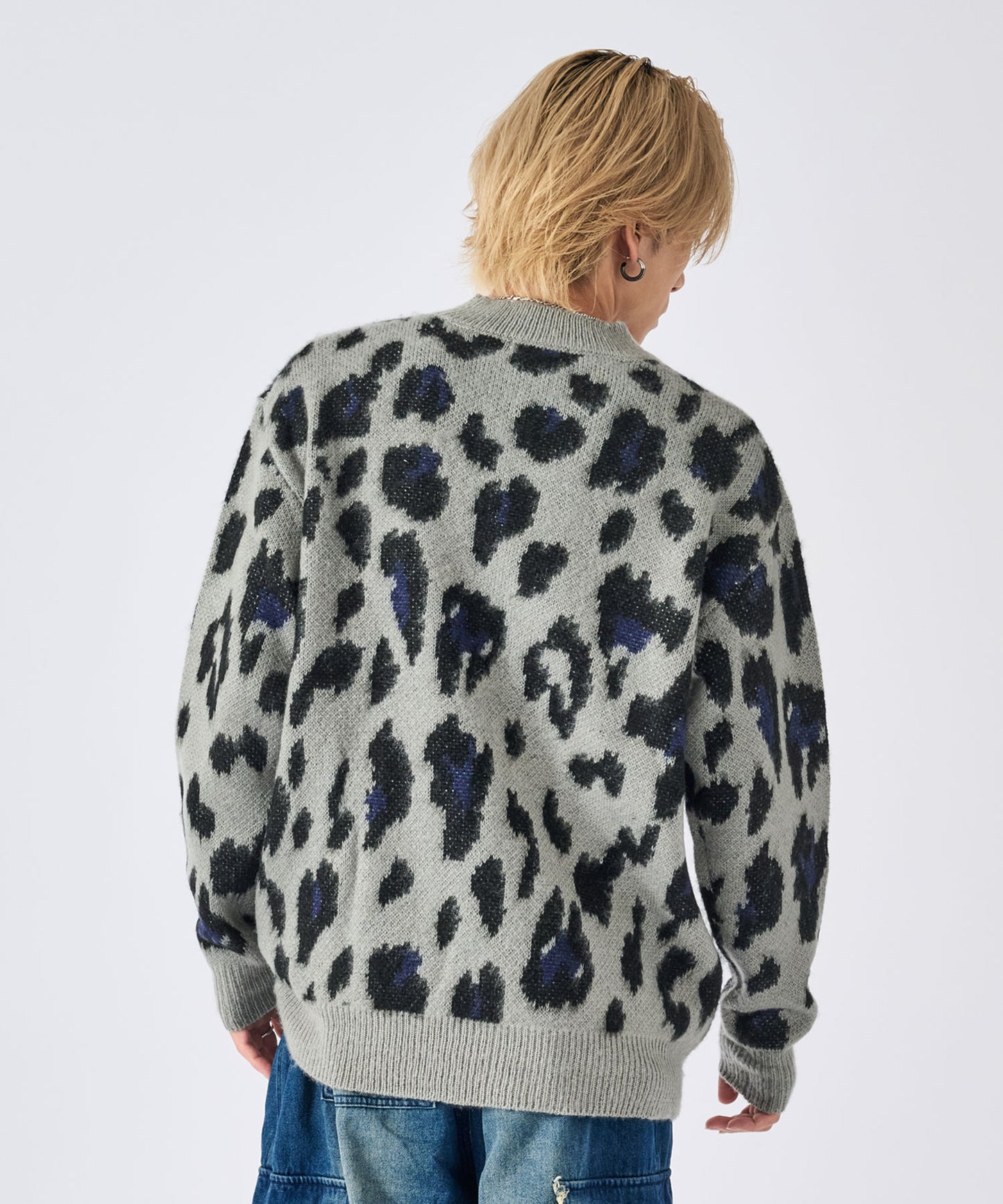 モヘアタッチレオパードニット