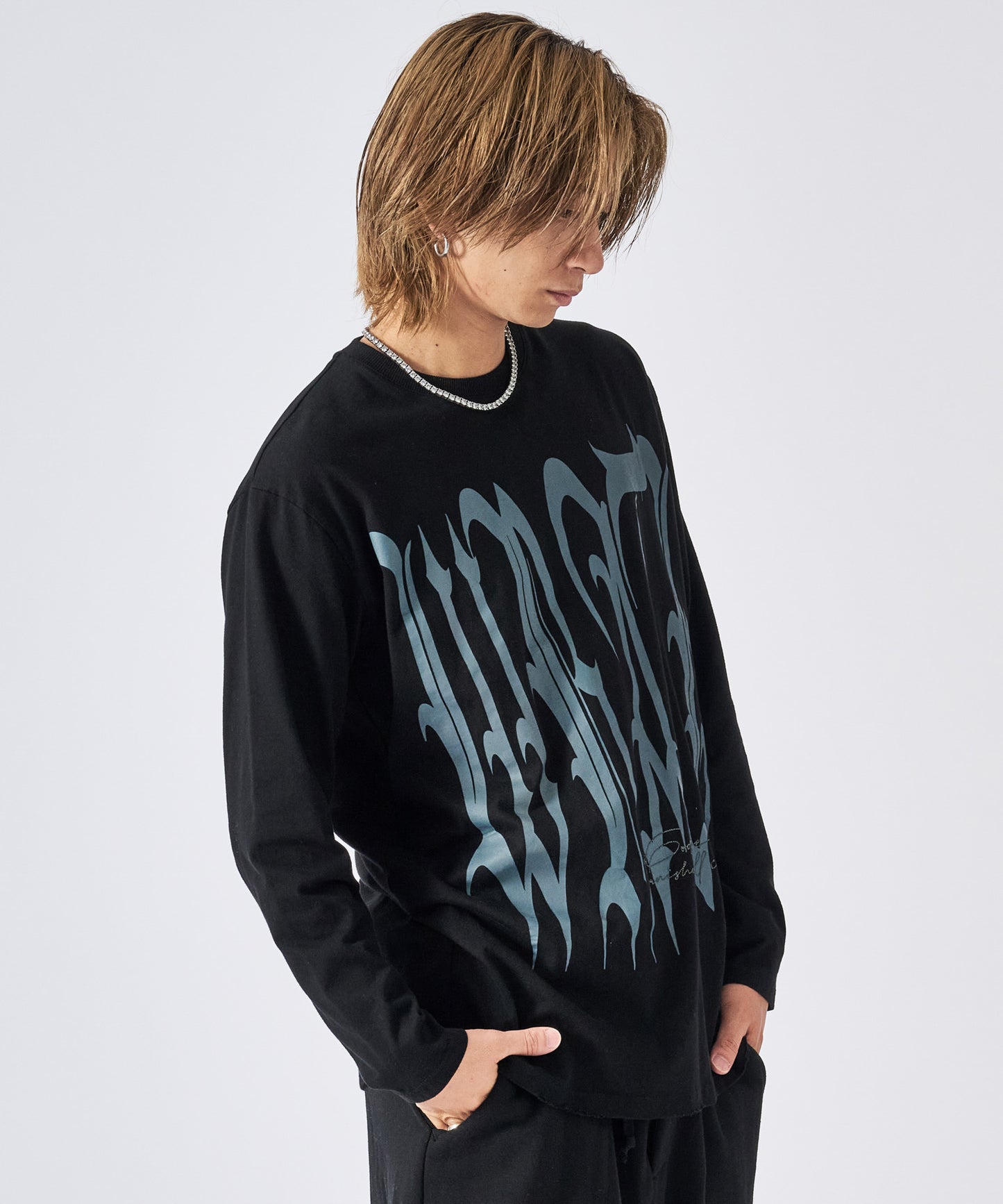 ビッグロゴ長袖Tee