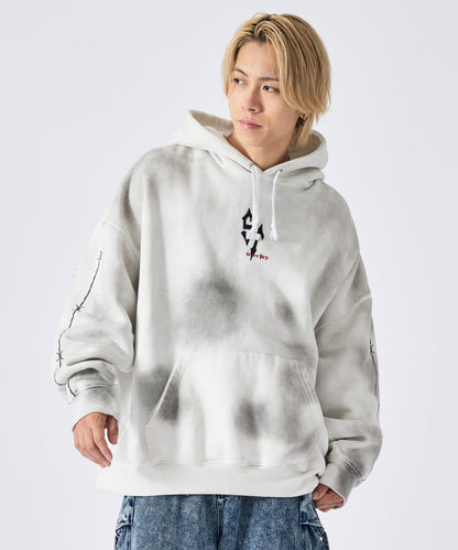 スプレー加工パーカー