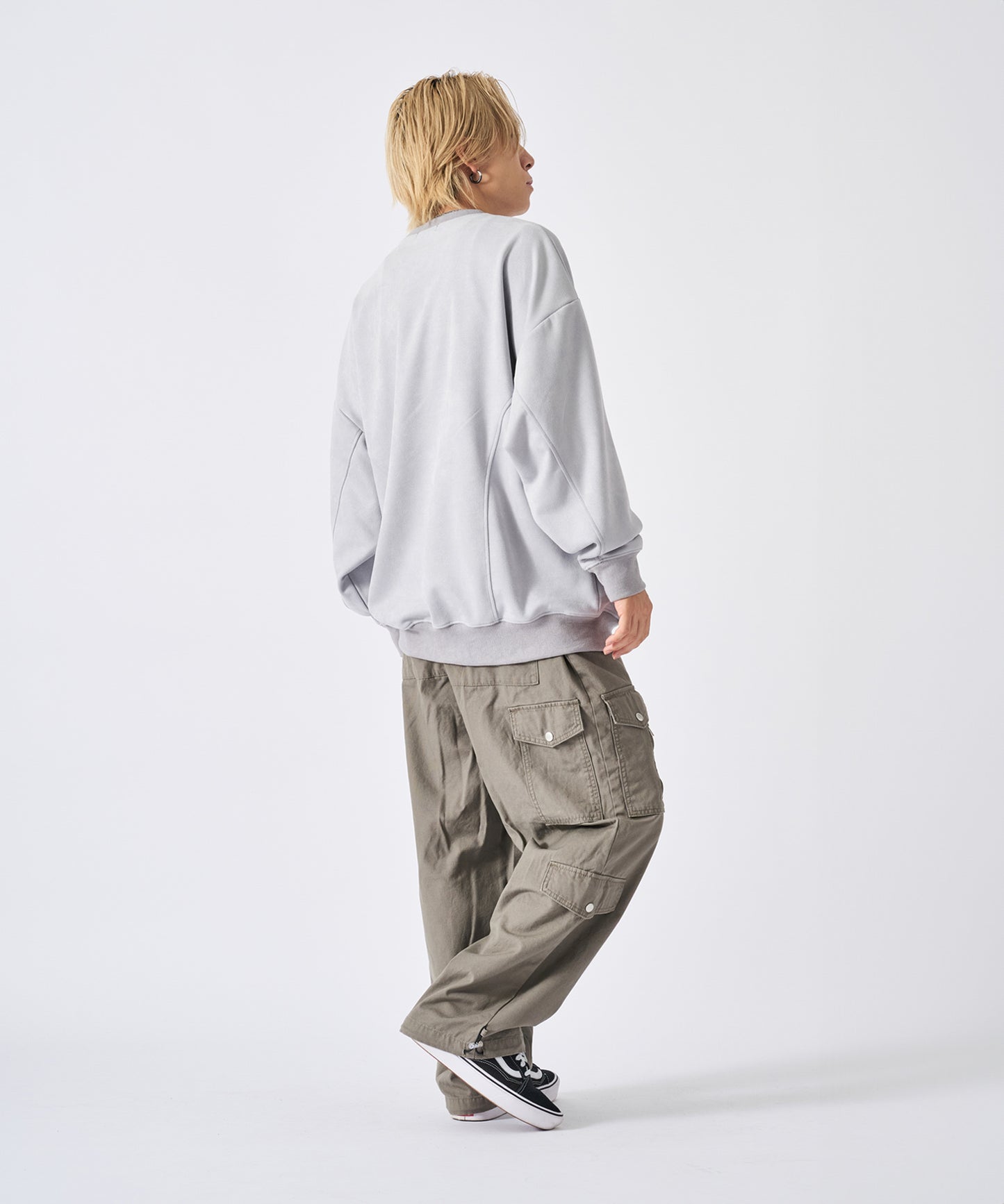 カットスエード　パイピングデザイントレーナー