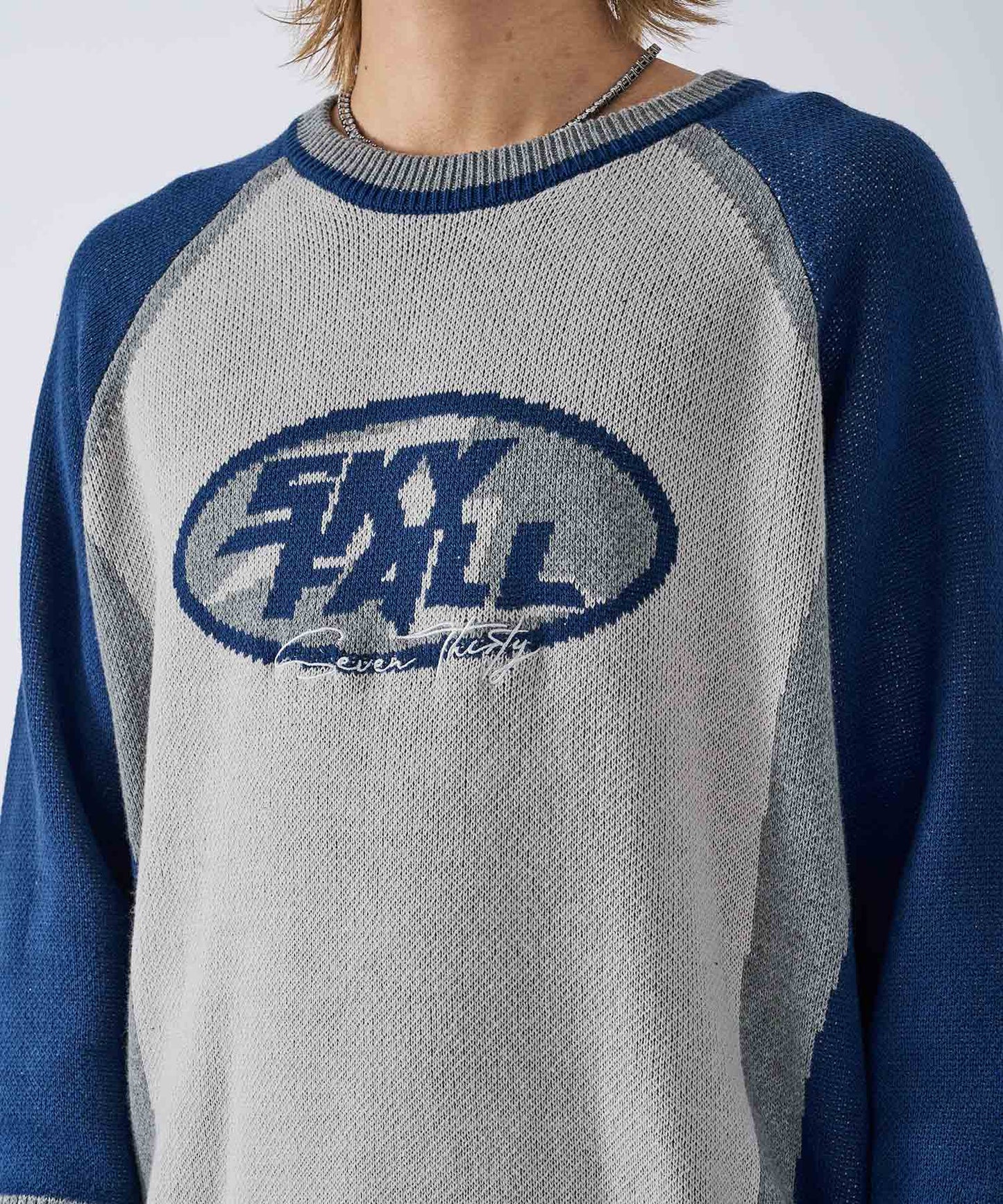 配色ロゴニット