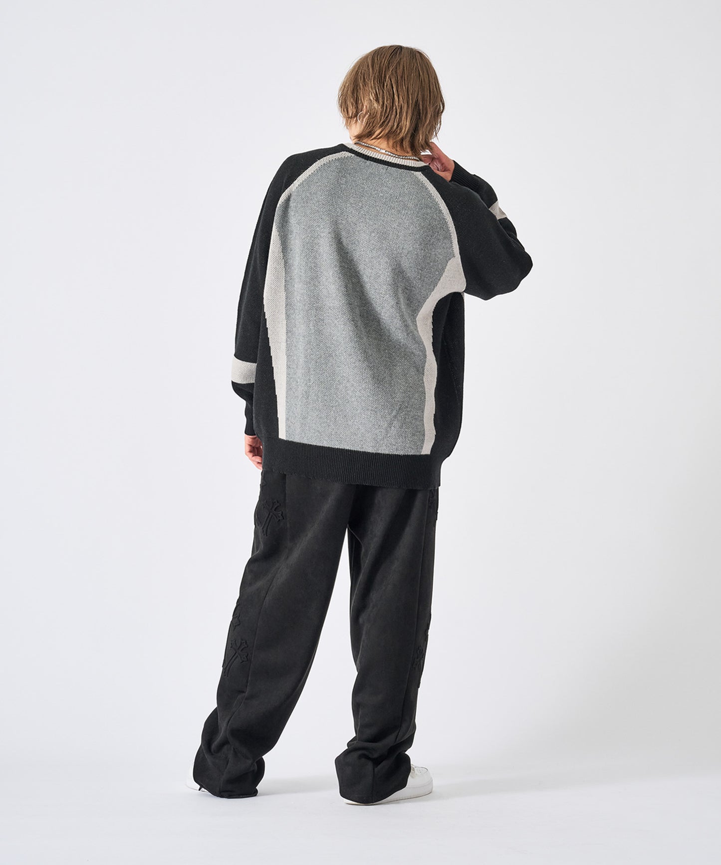 配色ロゴニット