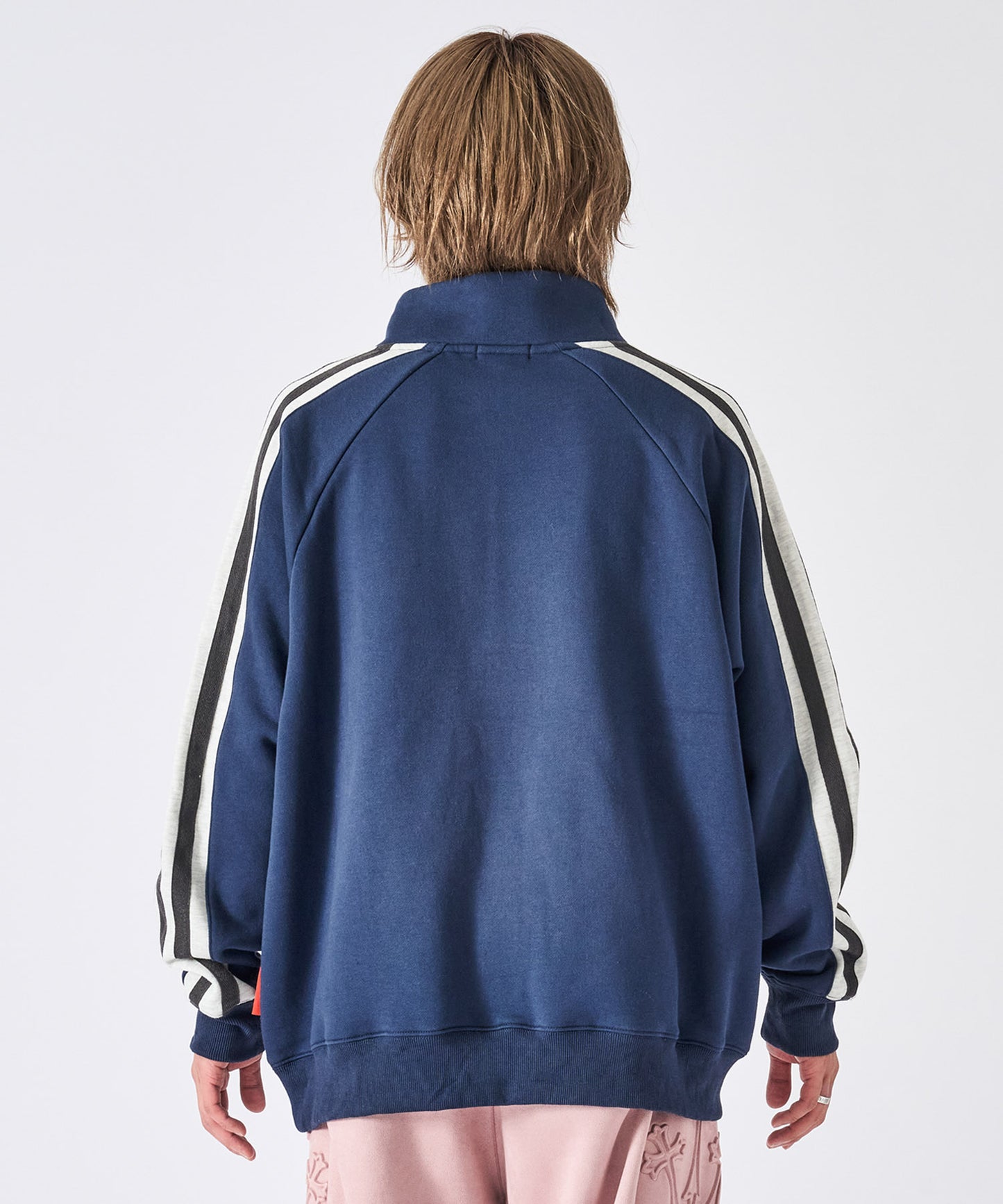 ハーフボタンスウェット