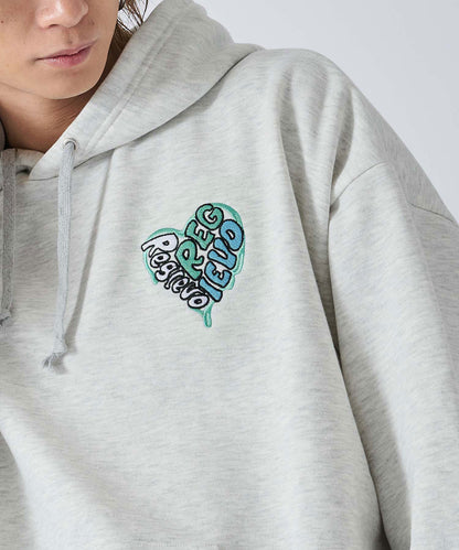 REGIEVO ハート刺繍セットアップ