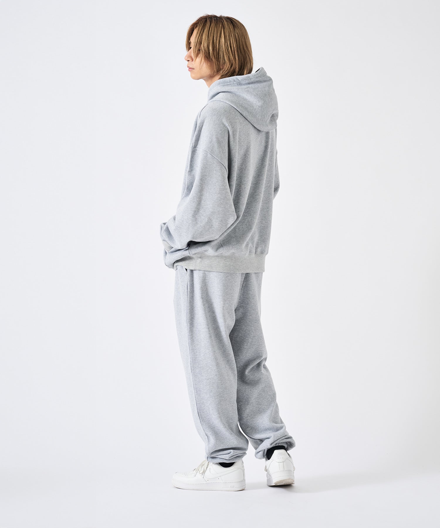 サガラ刺繍セットアップ – REGIEVO