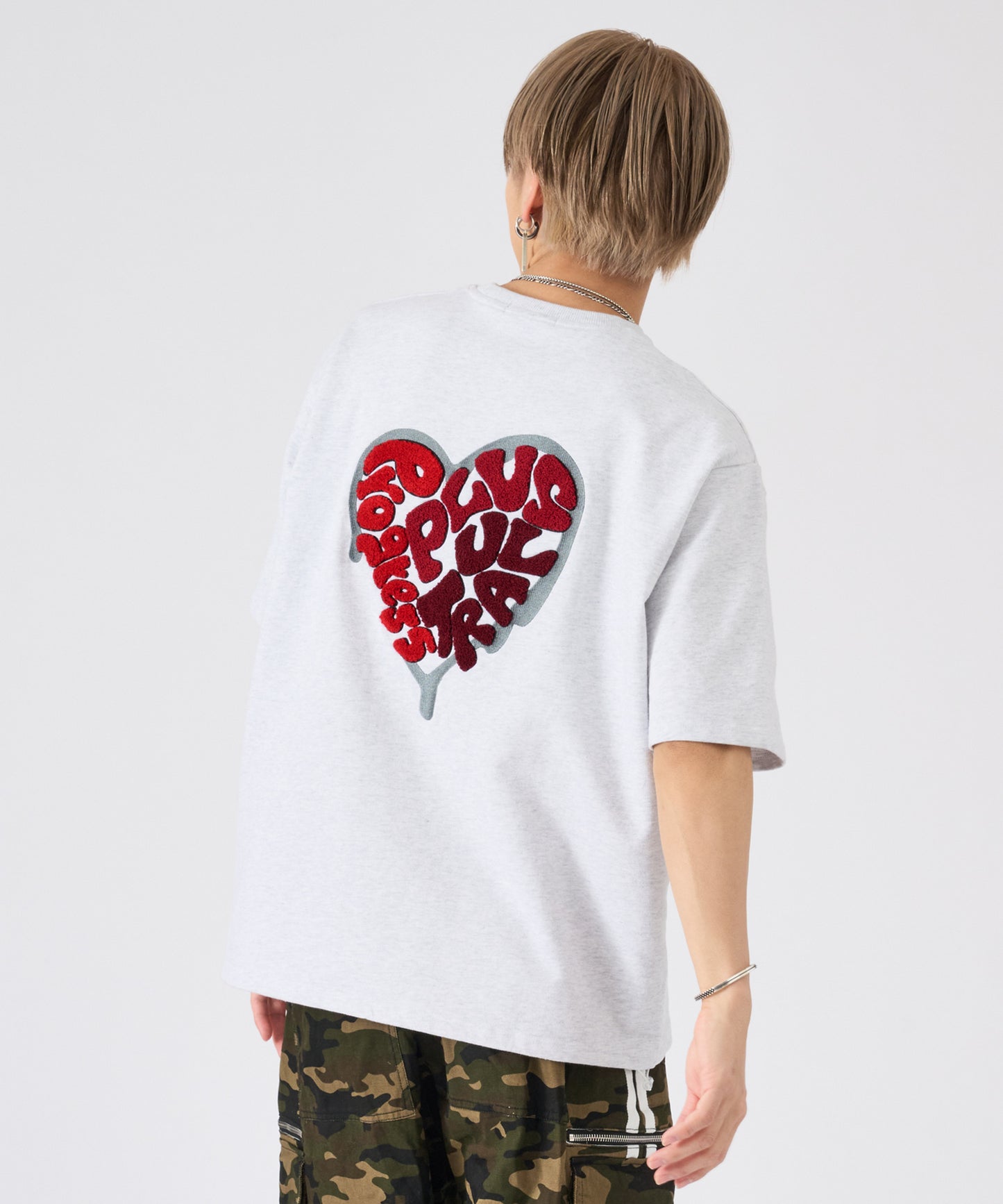 ハートサガラ刺繍半袖Tee