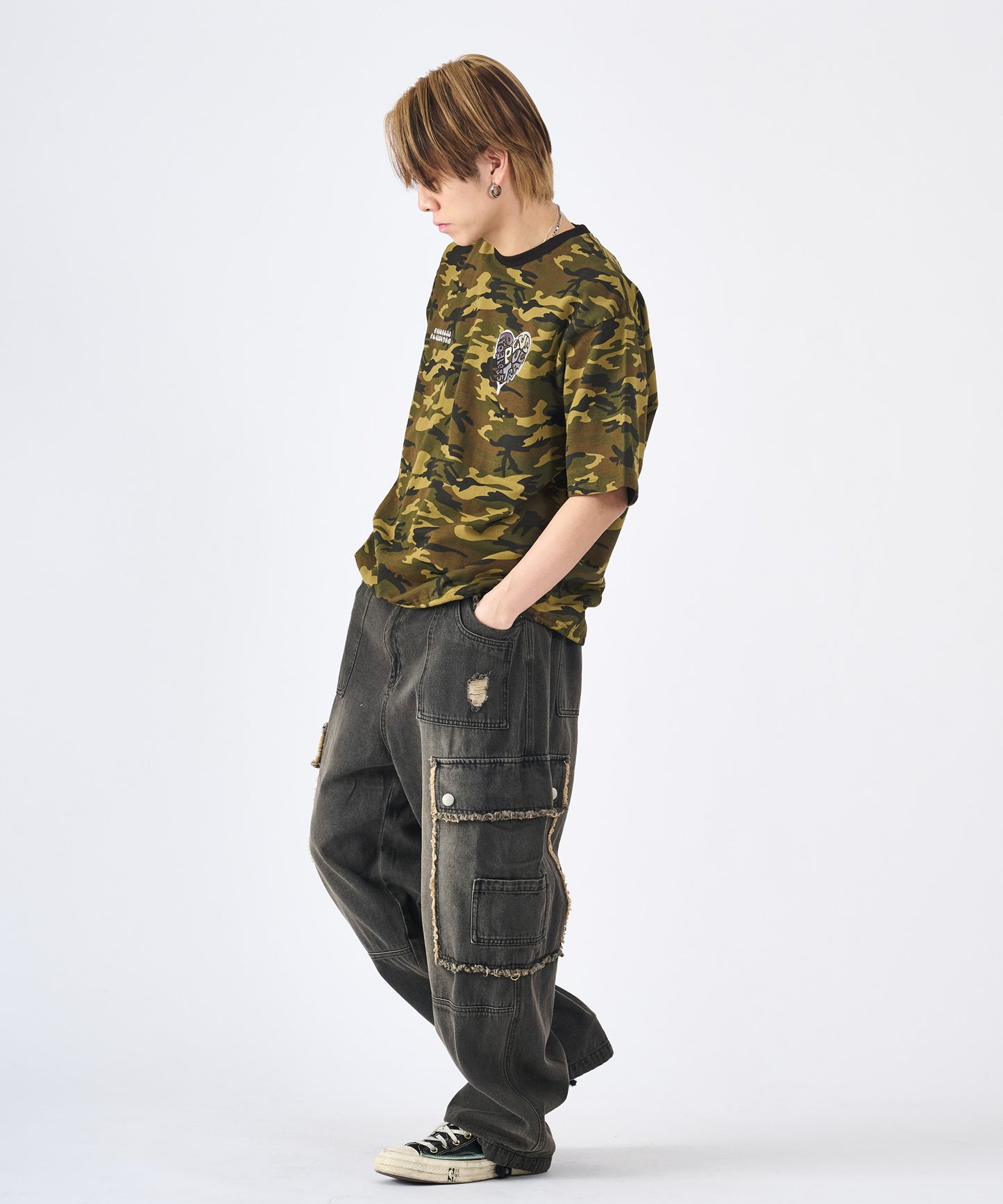 ハートサガラ刺繍半袖Tee