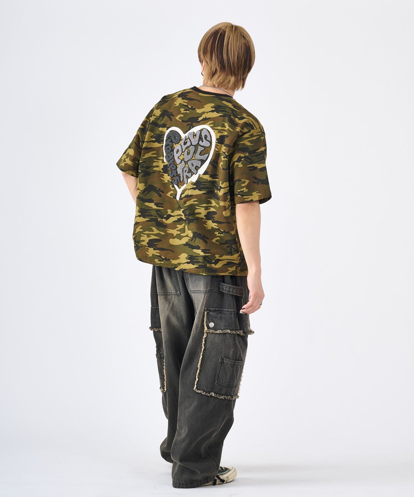 ハートサガラ刺繍半袖Tee