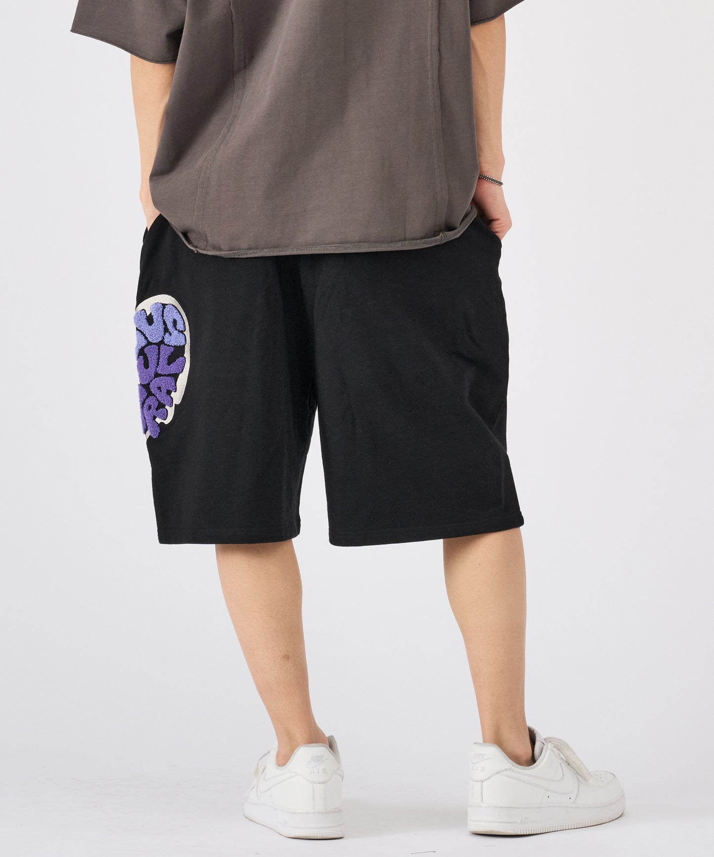 ハートサガラ刺繍ショートパンツ