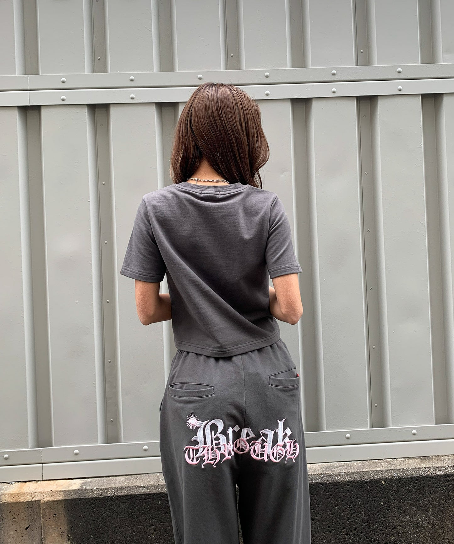 ロゴ刺繍半袖Tee