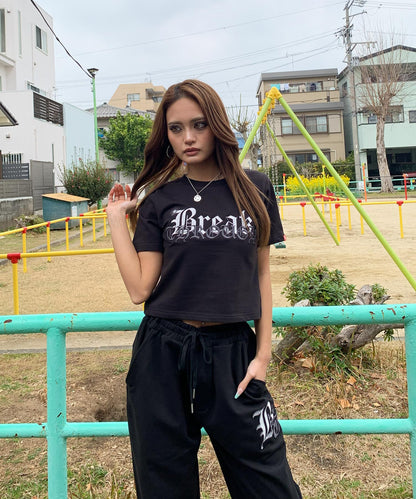 ロゴ刺繍セットアップ