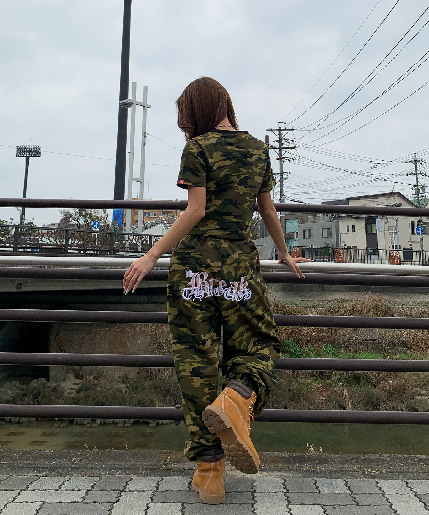 ロゴ刺繍セットアップ