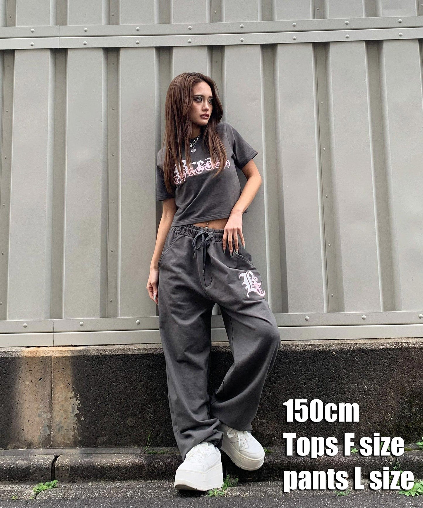 ロゴ刺繍セットアップ