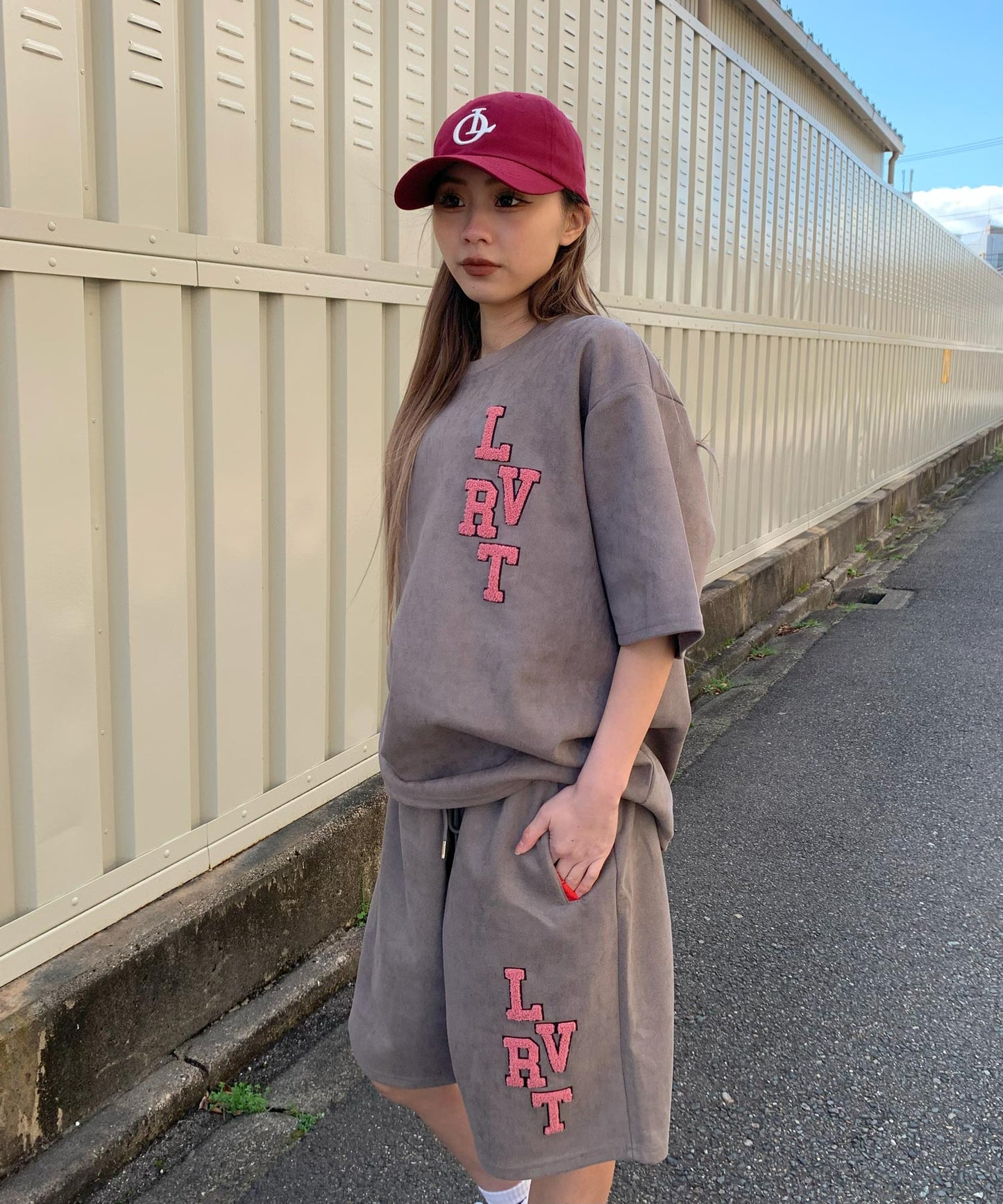 スエード　サガラ刺繍セットアップ