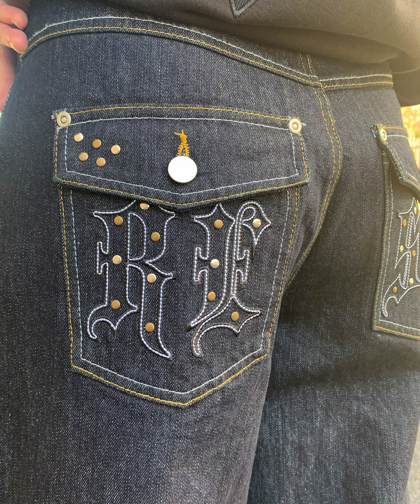 デザインポケットデニムパンツ